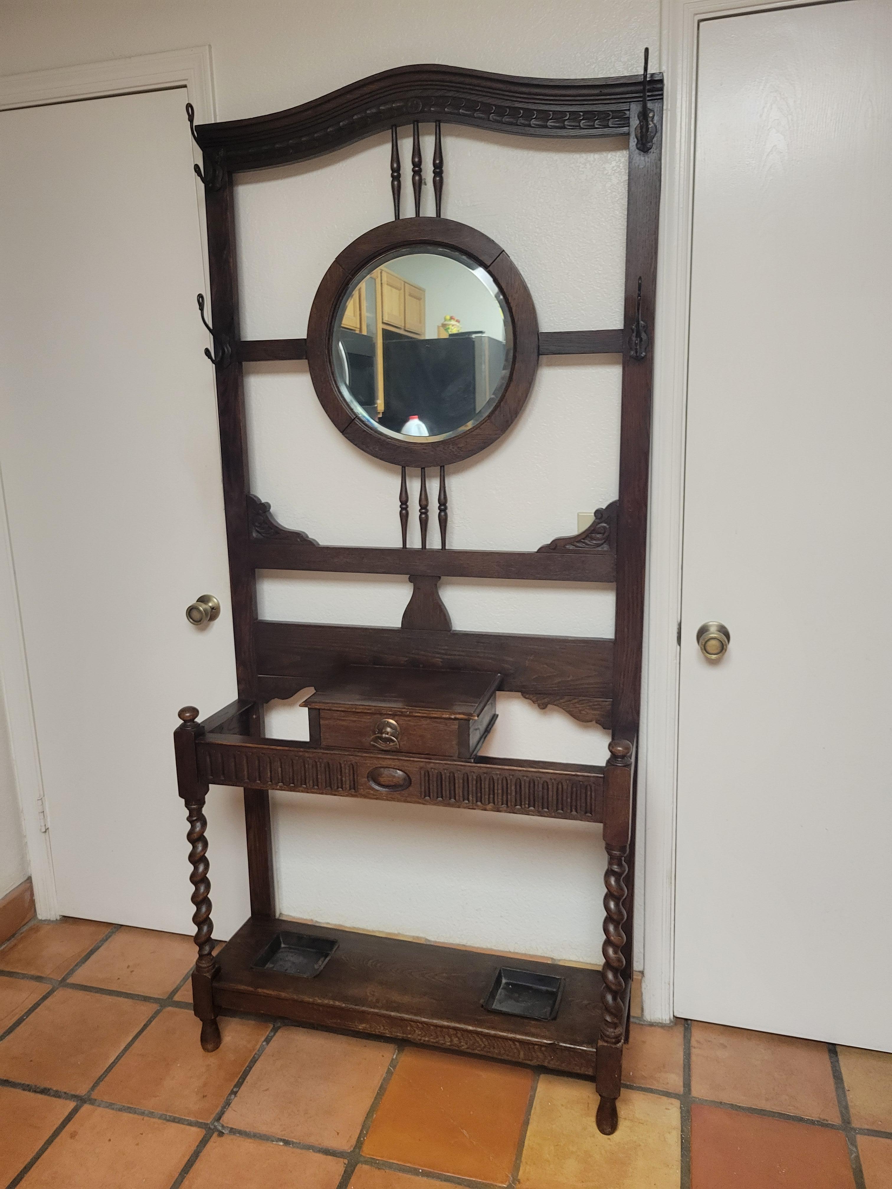 Antique English Oak Halltree with 4 Hooks and Round Mirror In Good Condition In Phoenix, AZ