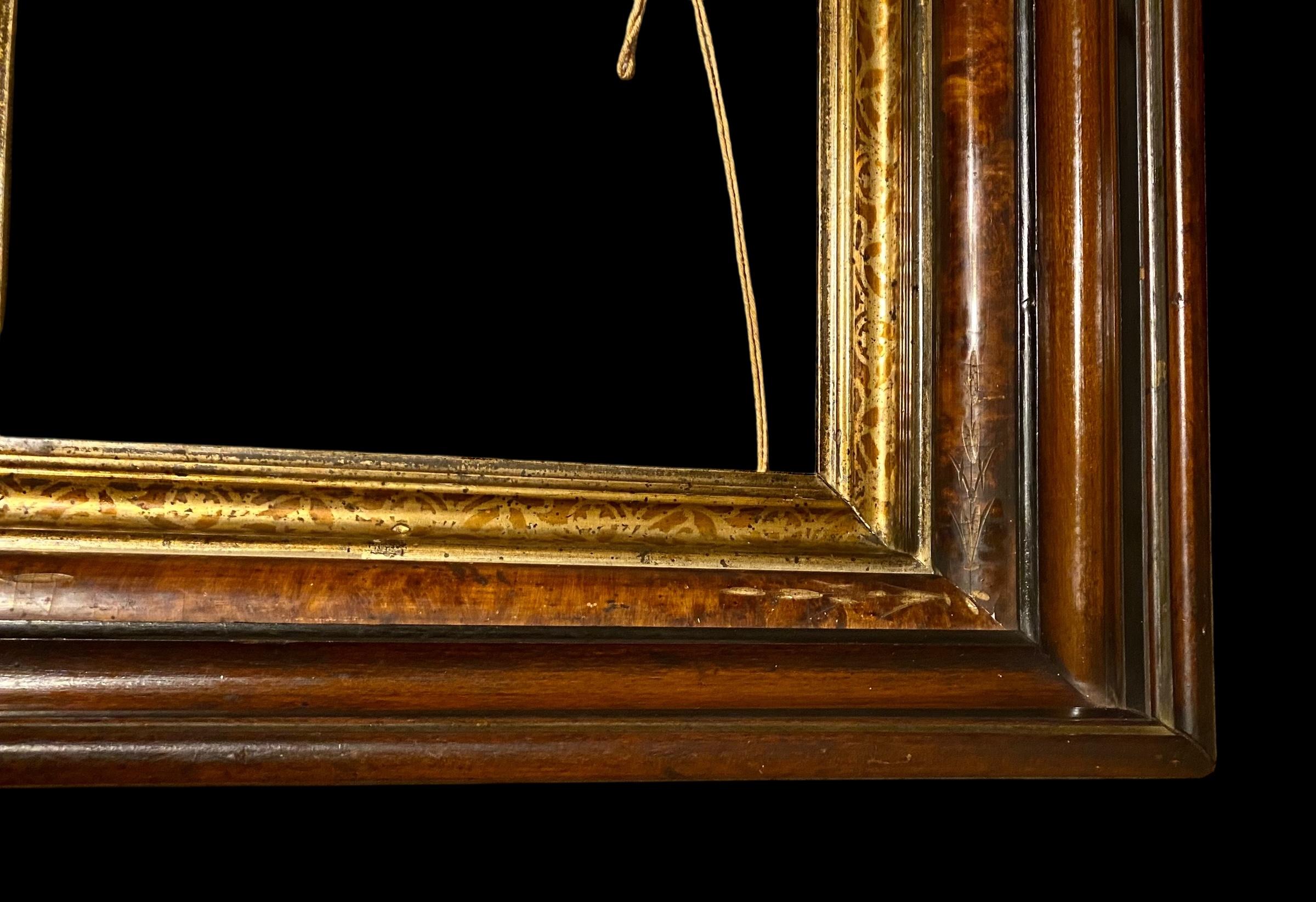 Ancien cadre mural victorien américain sculpté à la main en bois ronceux, noyer et doré en vente 2