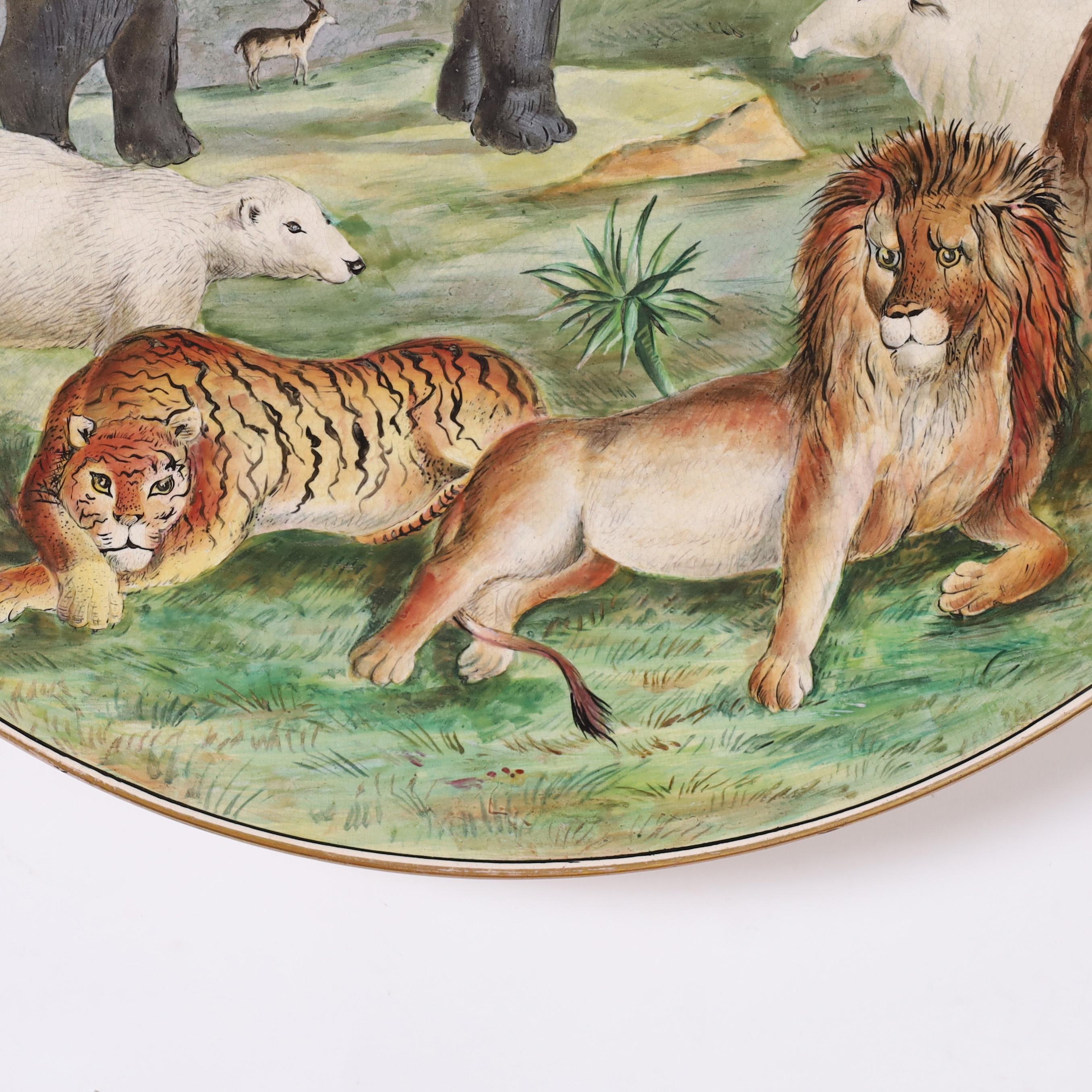Antiker englischer handbemalter Platzteller mit Tieren (Englisch) im Angebot