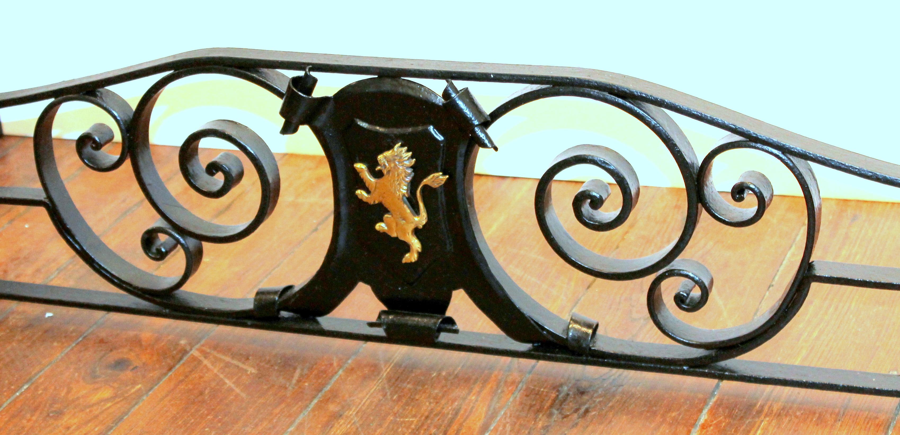 Antique English Hand Wrought Iron and Cast Brass Fireplace Fender In Good Condition In Charleston, SC