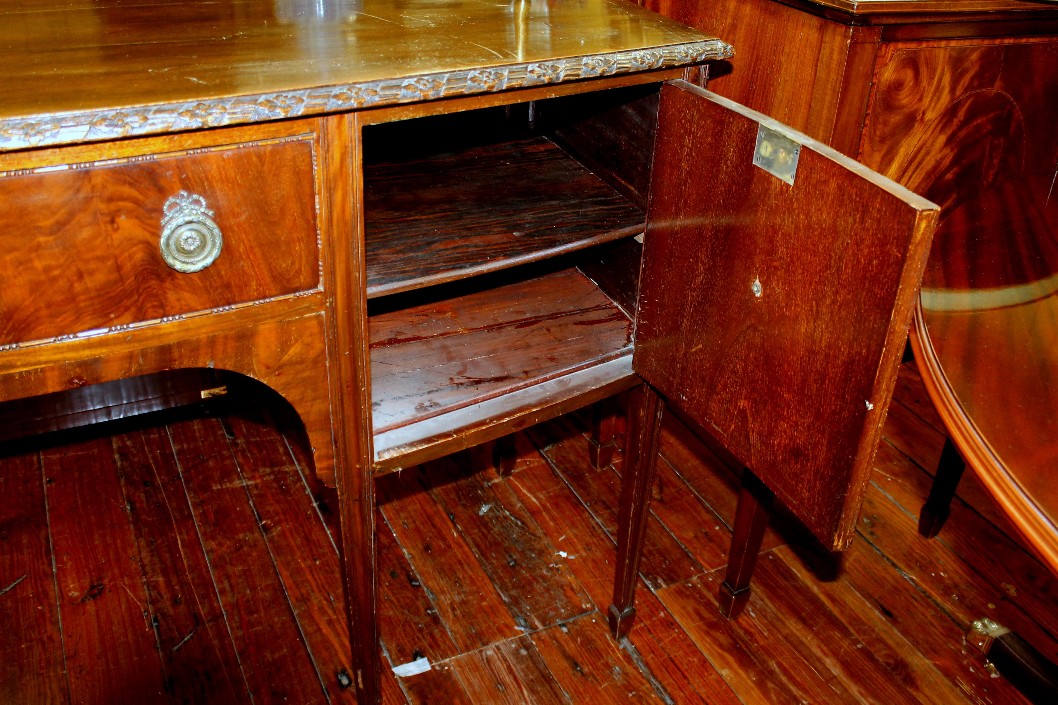 English Hand Carved Figured Mahogany Hepplewhite Style Bowfront Sideboard For Sale 3