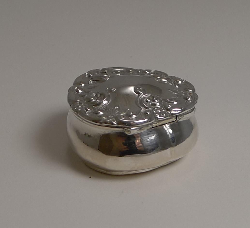 Edwardian Antique English Heart Shaped Pill Box in Sterling Silver, 1905