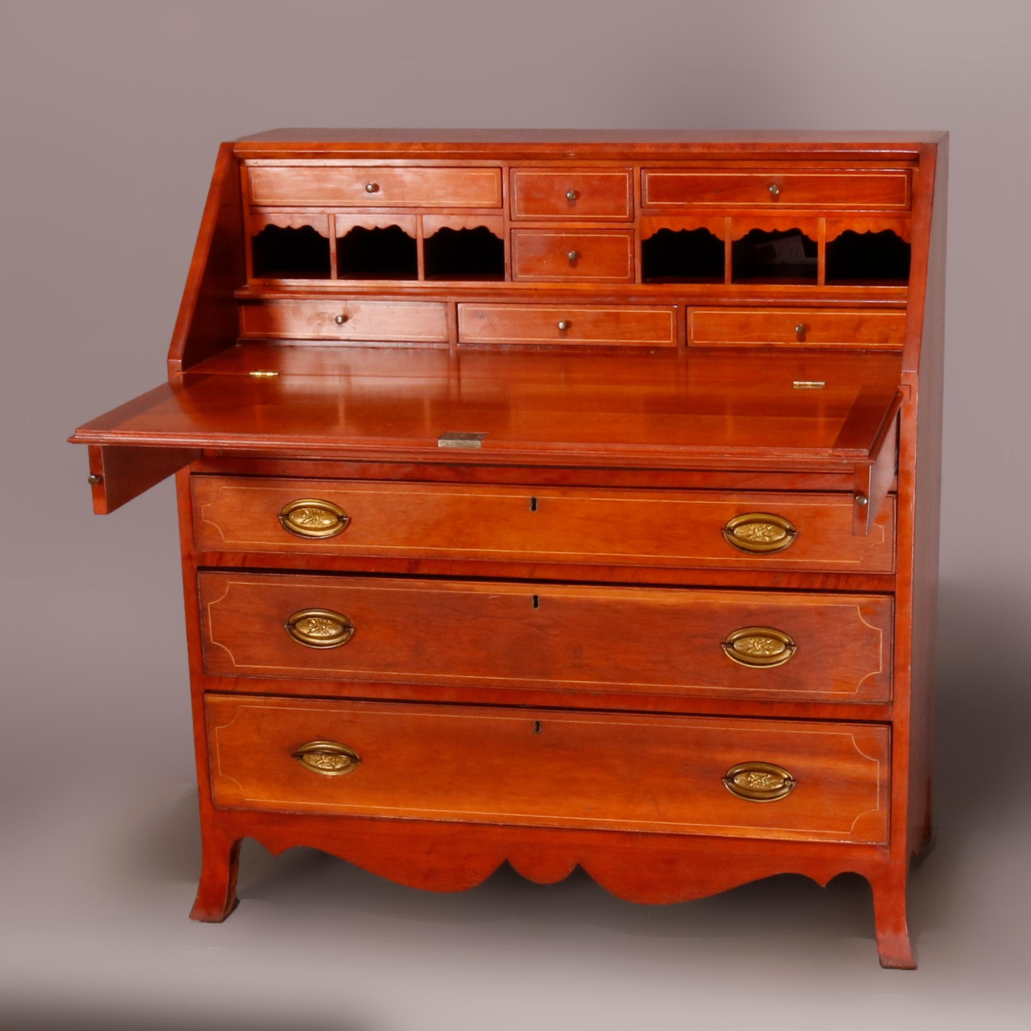 Antiker englischer Hepplewhite Style Satinwood Banded Cherry Slant Front Desk (Gegossen)