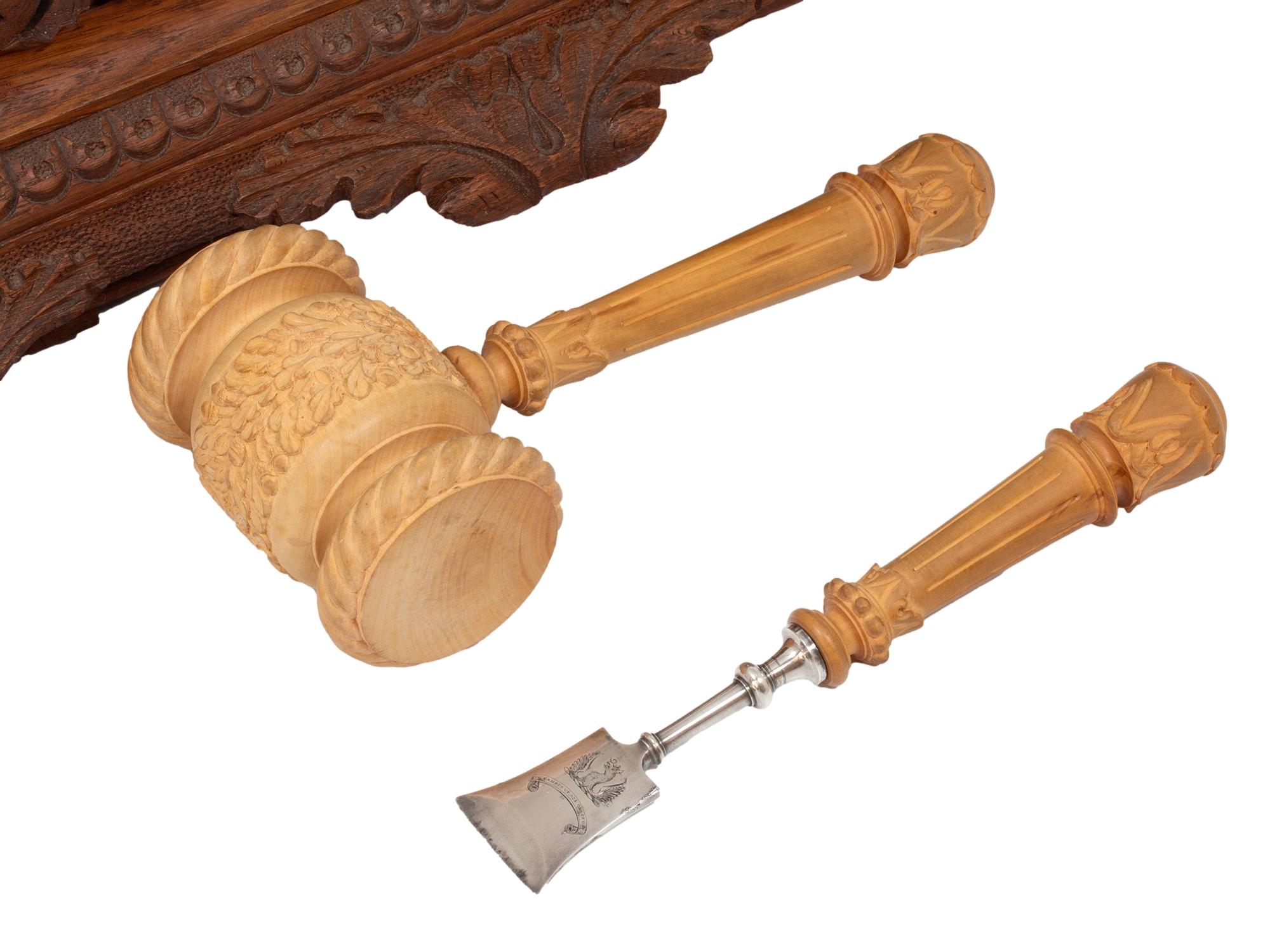 Coffret de présentation de lancement de navire HMS Trefoil anglais ancien en vente 7