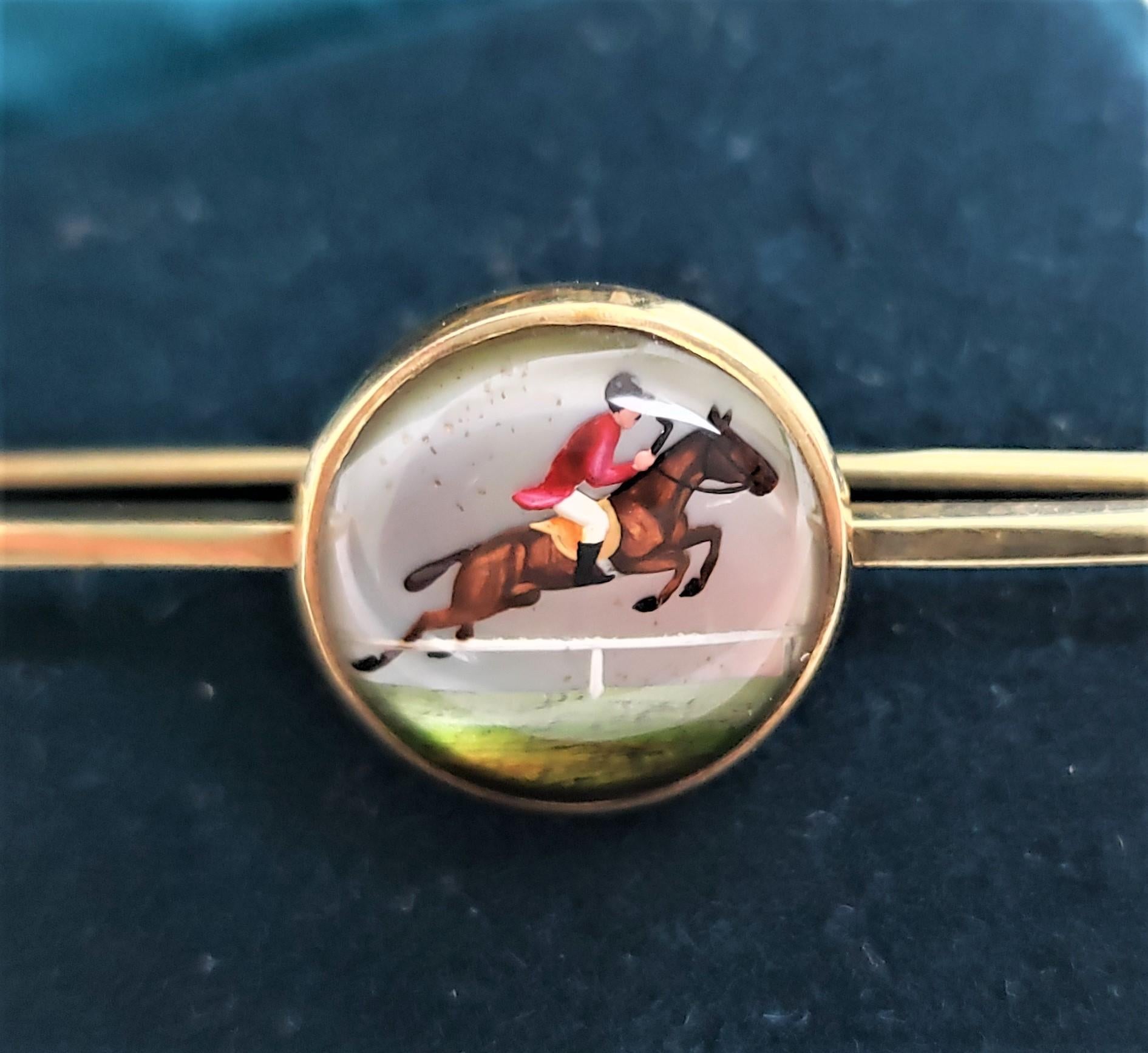 Antique English Horse Jumping or Steeplechase 9 Karat Yellow Gold Brooch or Pin For Sale 1