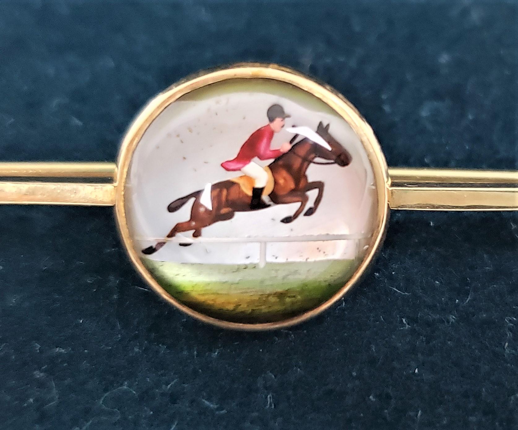 Antique English Horse Jumping or Steeplechase 9 Karat Yellow Gold Brooch or Pin For Sale 3