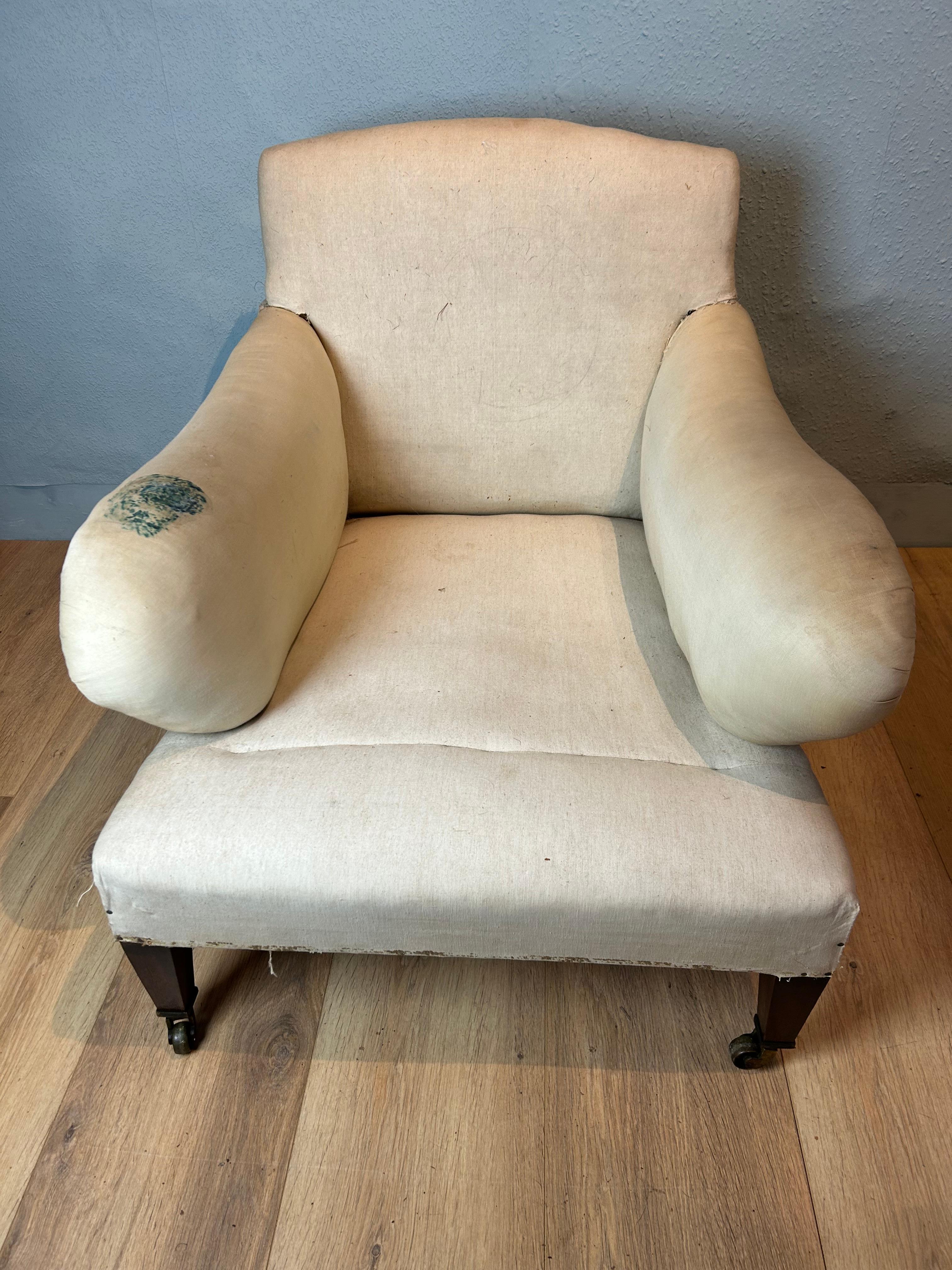 Howard and Sons Antique English Bridgewater Style Arm Chair  In Good Condition For Sale In Sherborne, GB
