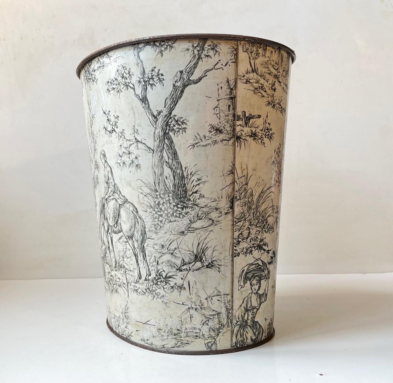 Antique English Idyllic Tin Plate Paper Waste Basket In Fair Condition In Esbjerg, DK