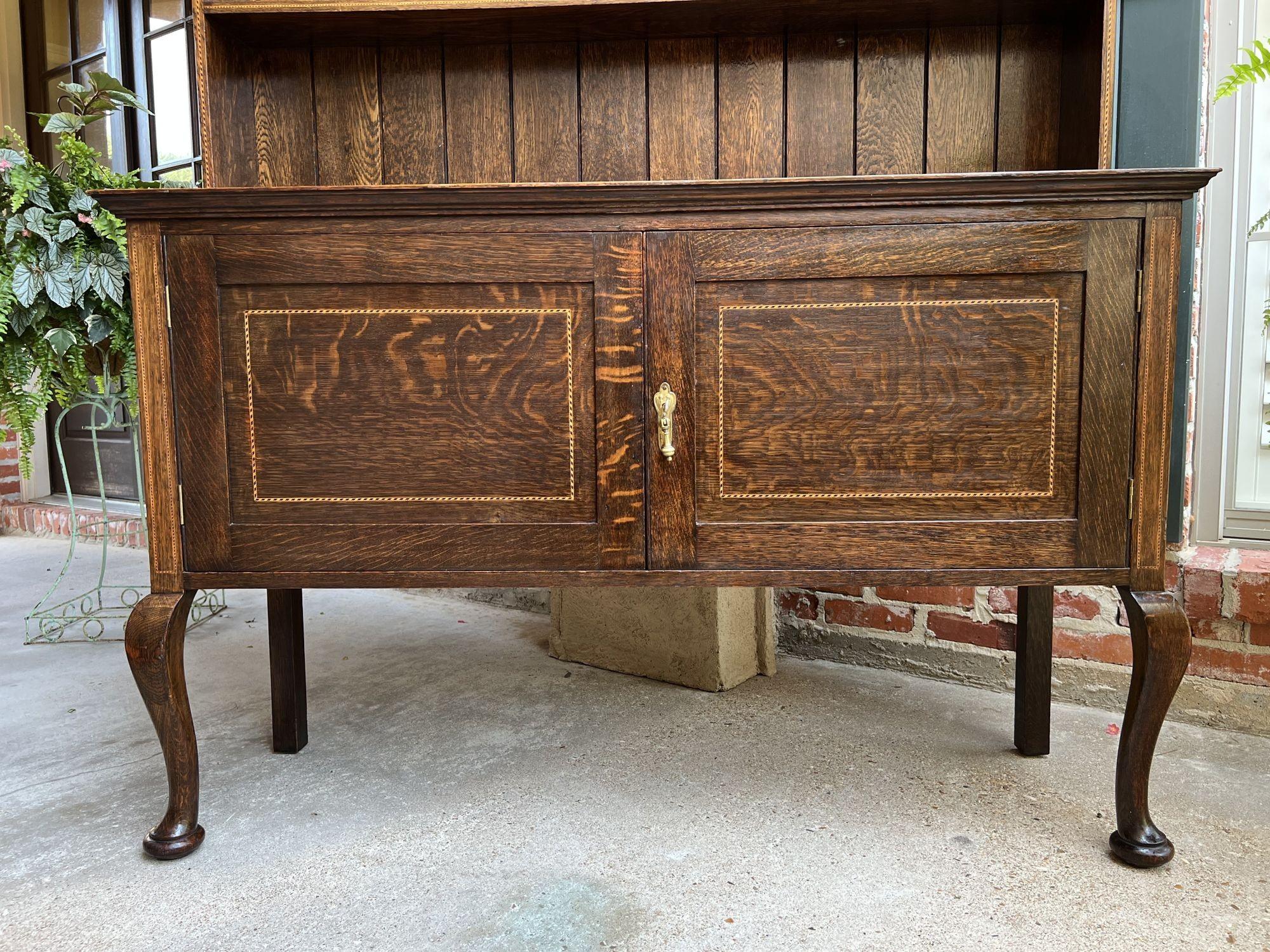 Antique English Inlaid Oak Welsh Dresser Sideboard Buffet Hutch Queen Anne In Good Condition In Shreveport, LA