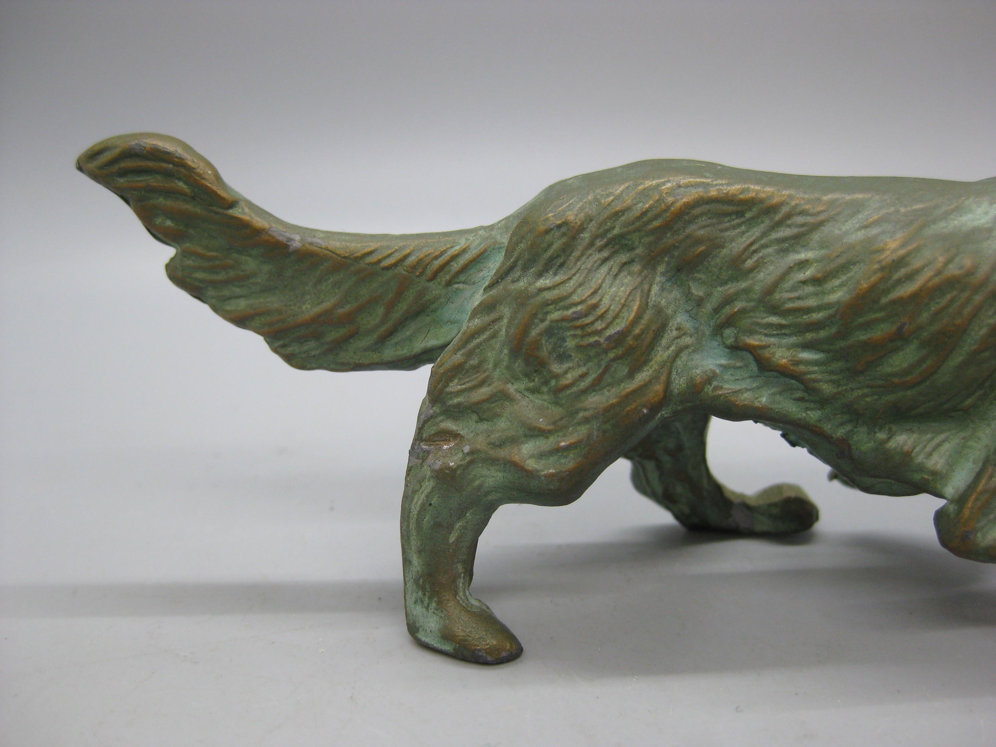 Antique English Irish Setter Dog Figural Verdigris Bronze Figurine Sculpture in vendita 1