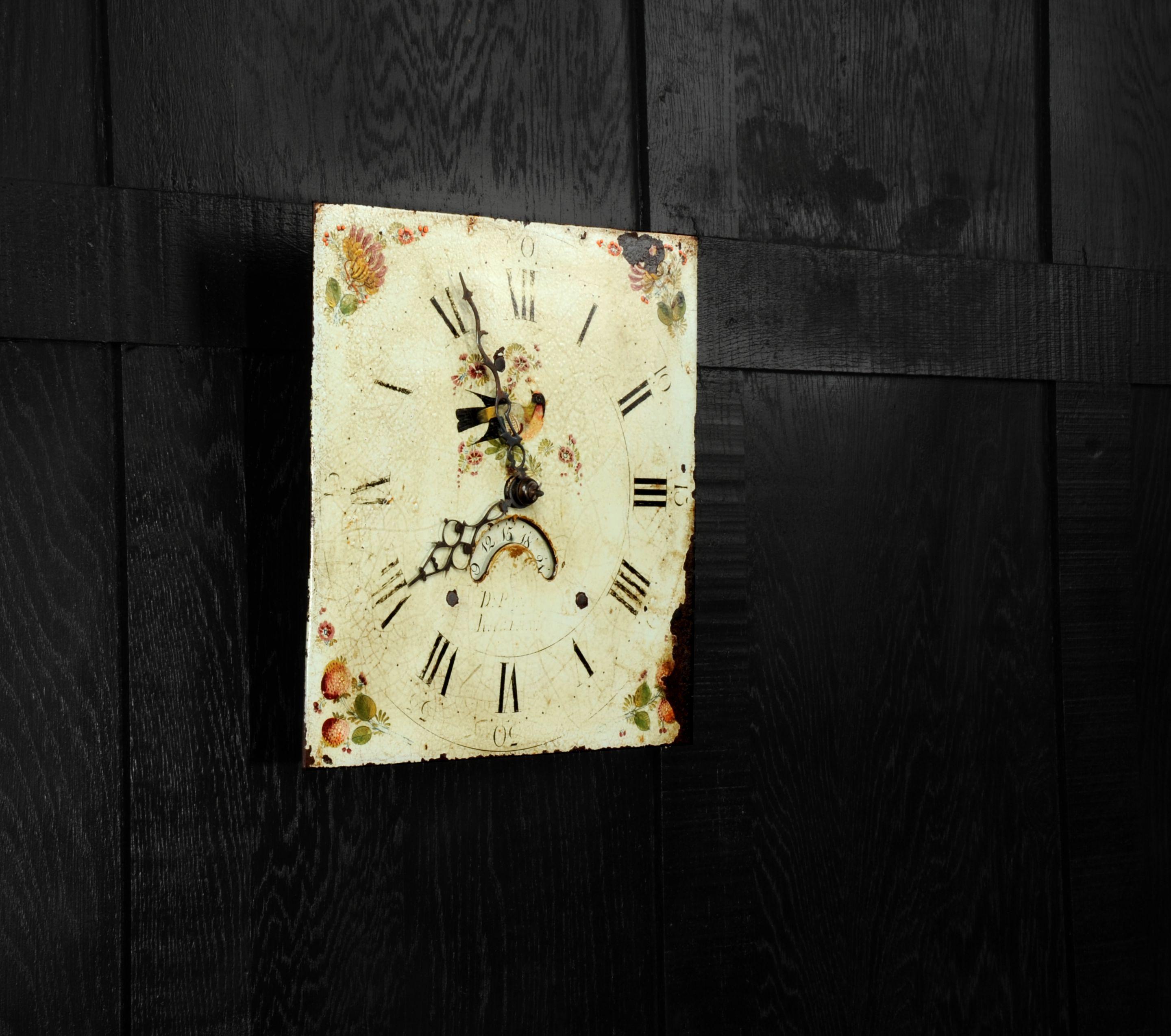 Ancienne horloge anglaise en fer avec cadran et oiseau, entièrement fonctionnelle en vente 3