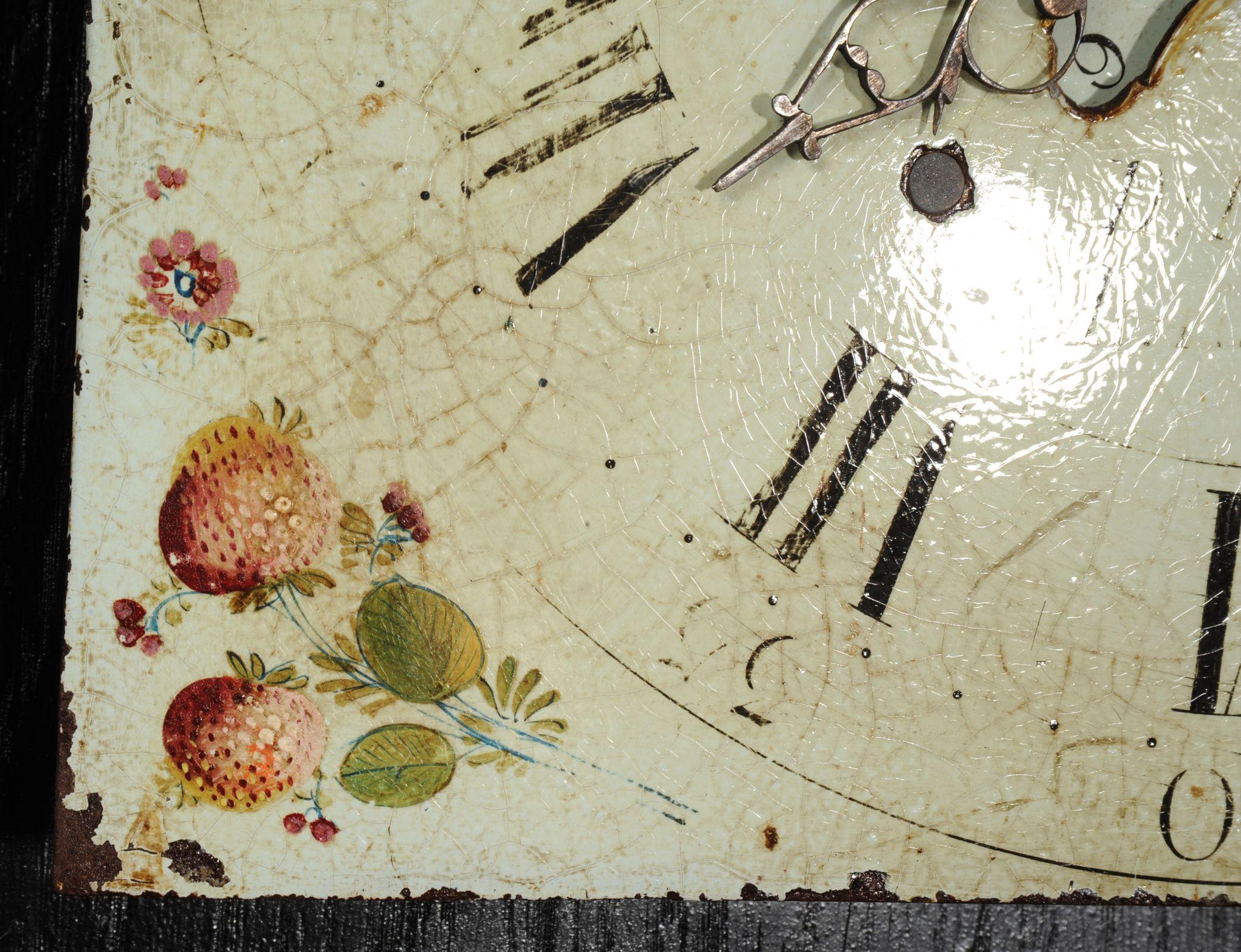 Ancienne horloge anglaise en fer avec cadran et oiseau, entièrement fonctionnelle en vente 7