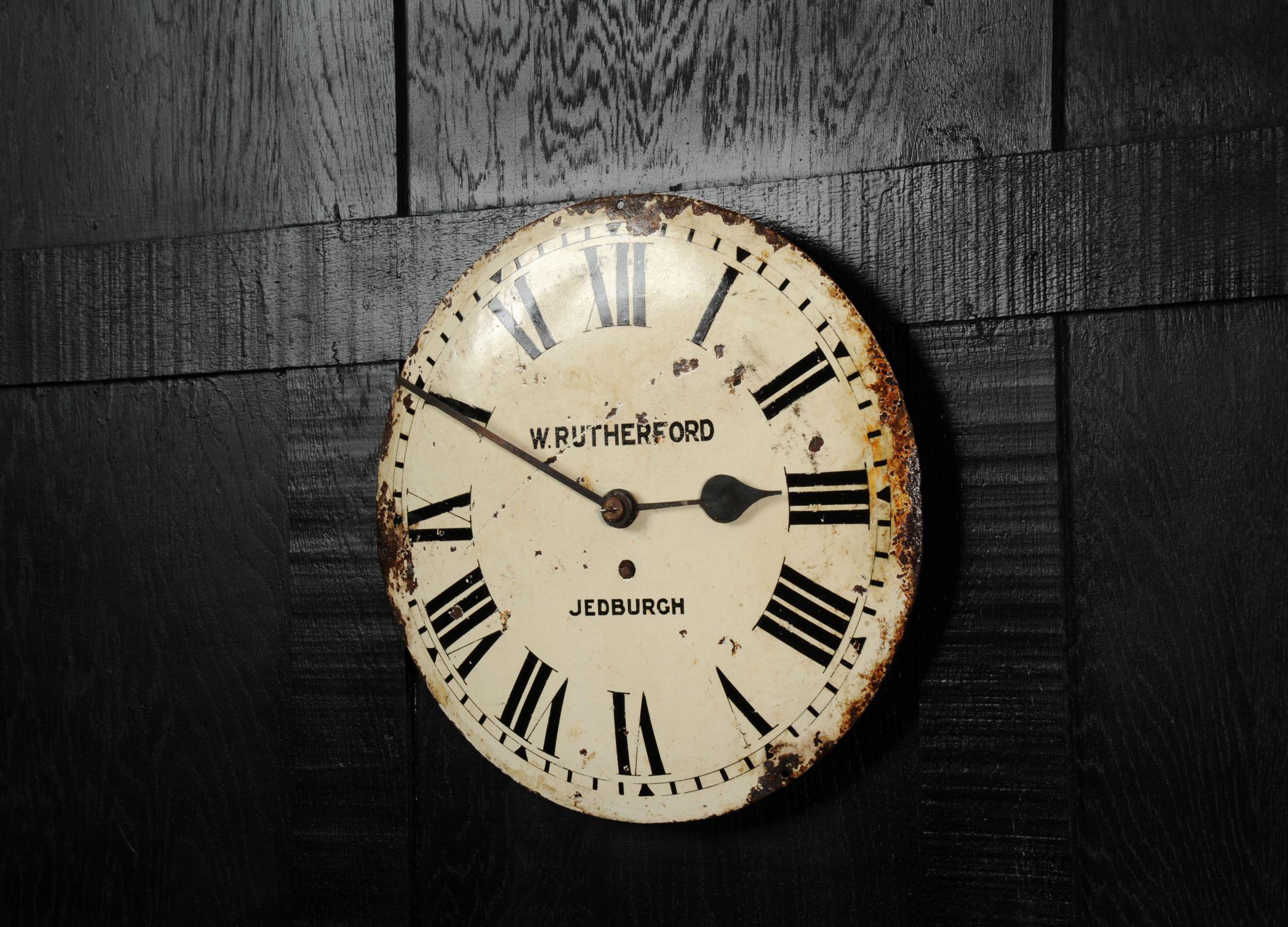 Antikes englisches Eisen-Uhr Zifferblatt Zifferblatt, voll funktionsfähig (Industriell) im Angebot