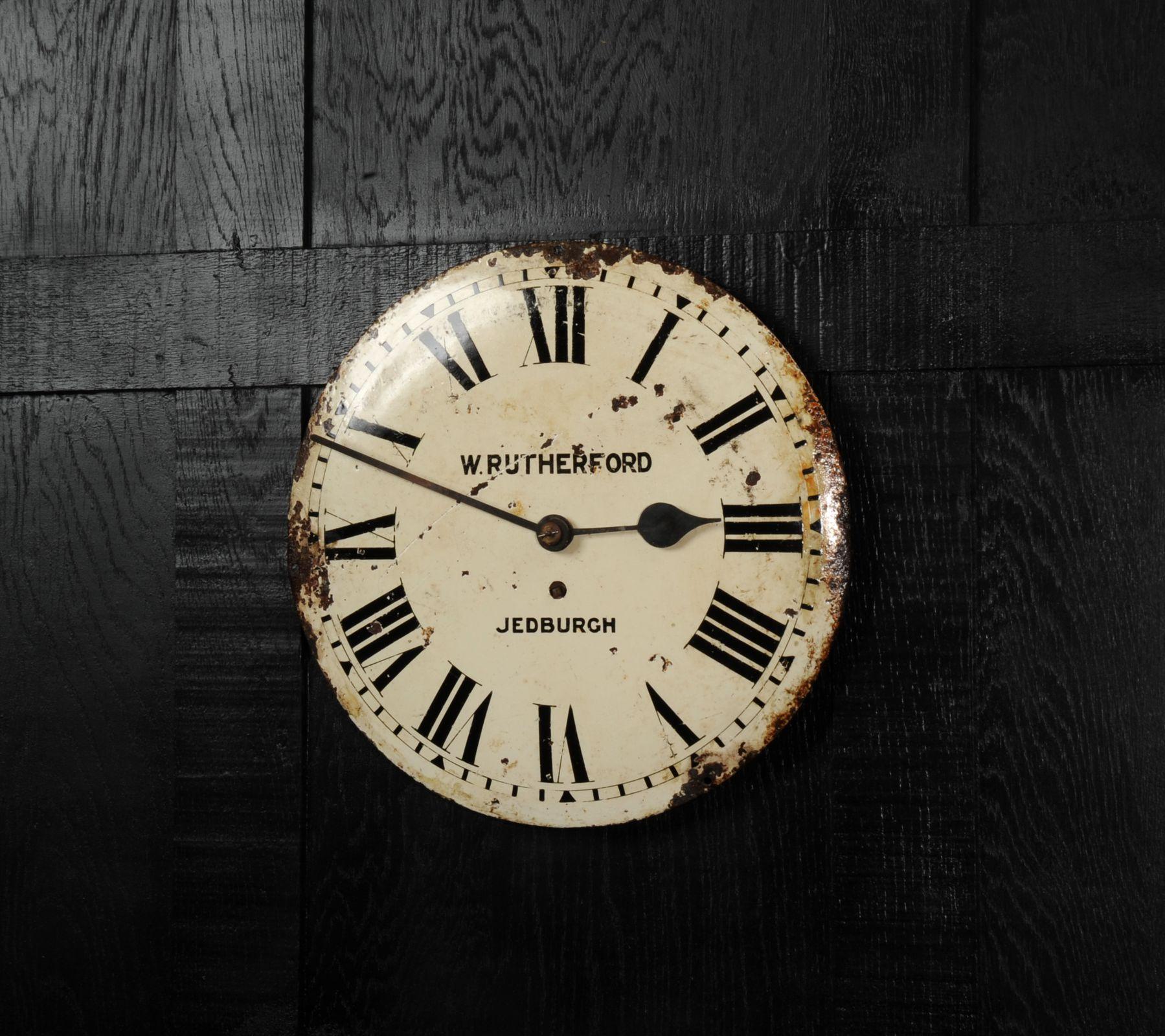 Antikes englisches Eisen-Uhr Zifferblatt Zifferblatt, voll funktionsfähig (Englisch) im Angebot