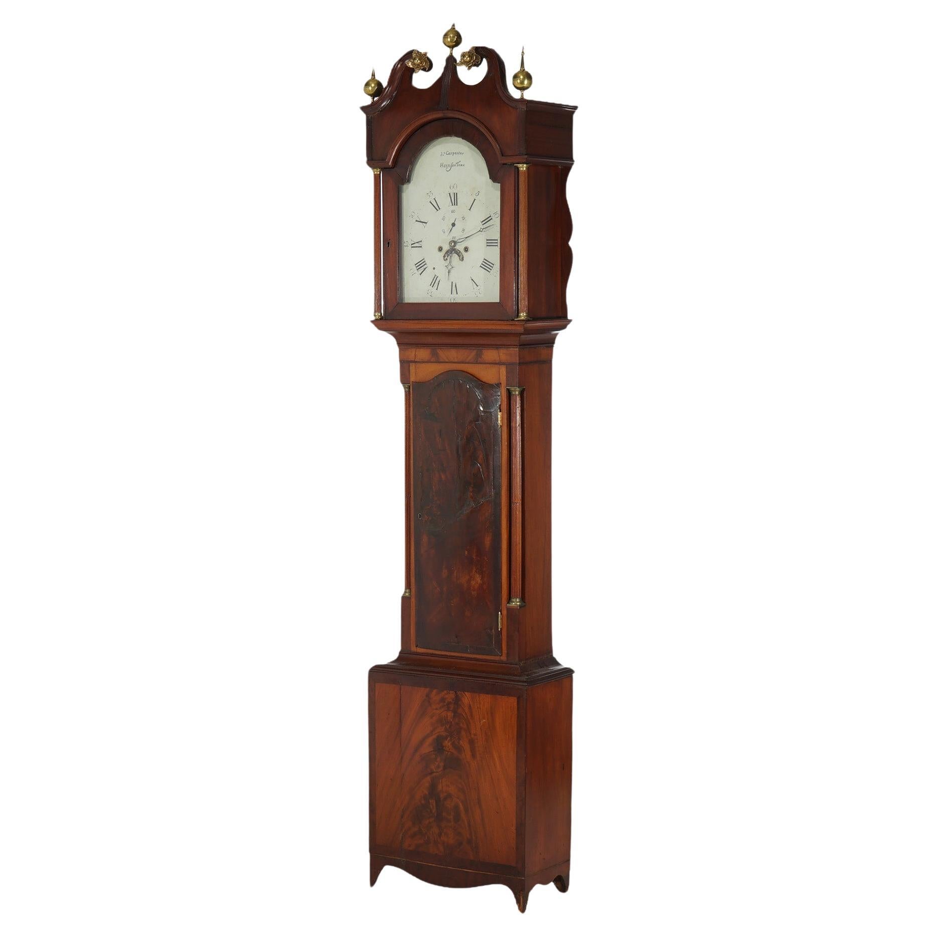 Ancienne horloge de grand-père anglaise J. Carpenter, Harris Town, en acajou flammé, 19e siècle en vente
