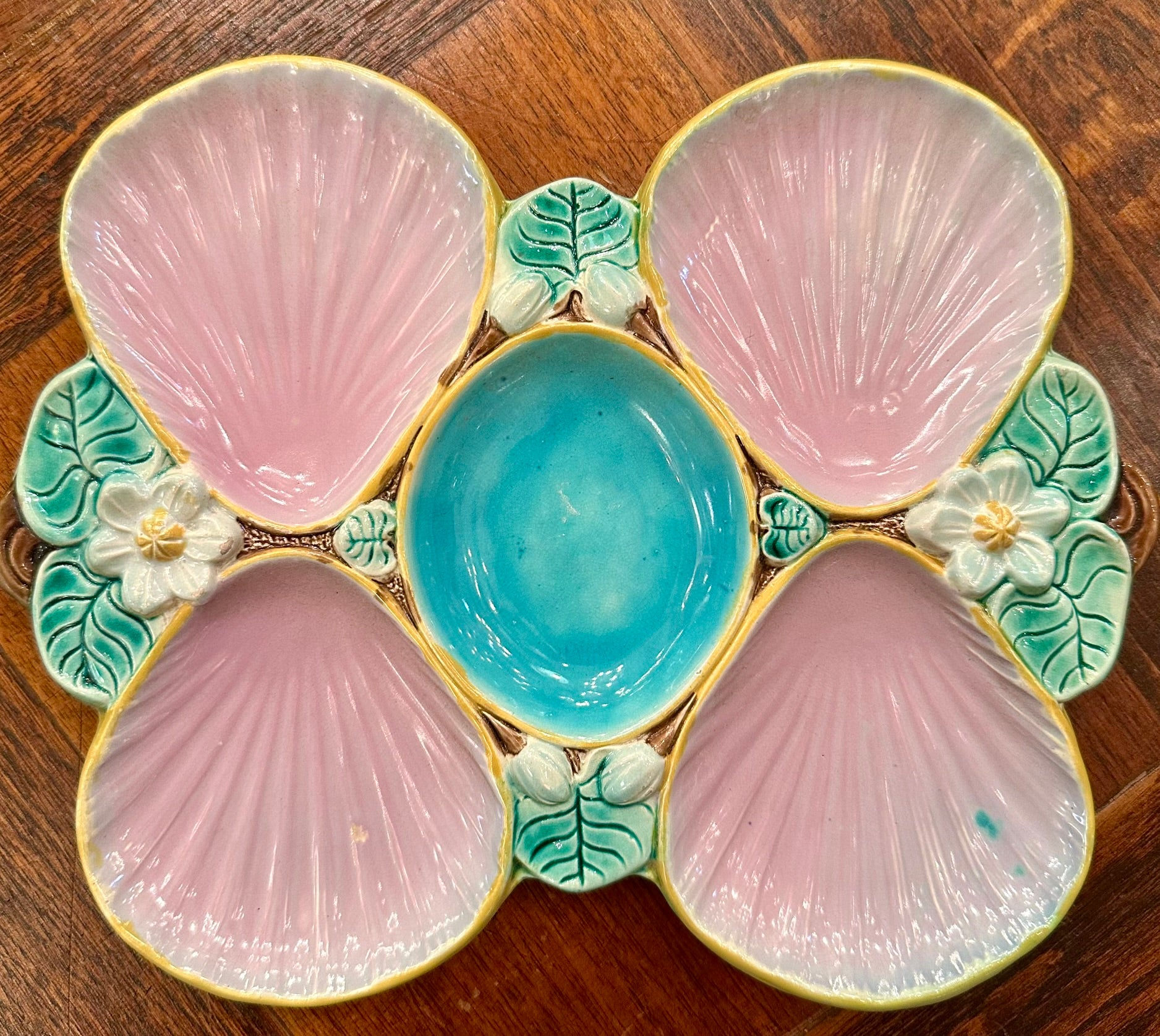 Antique English J. Holdcroft Porcelain Pond Lily Design Oyster Plate, Circa 1890 For Sale