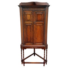 Antico gabinetto angolare giacobino inglese, credenza, ripostiglio, Oak Oak 1930