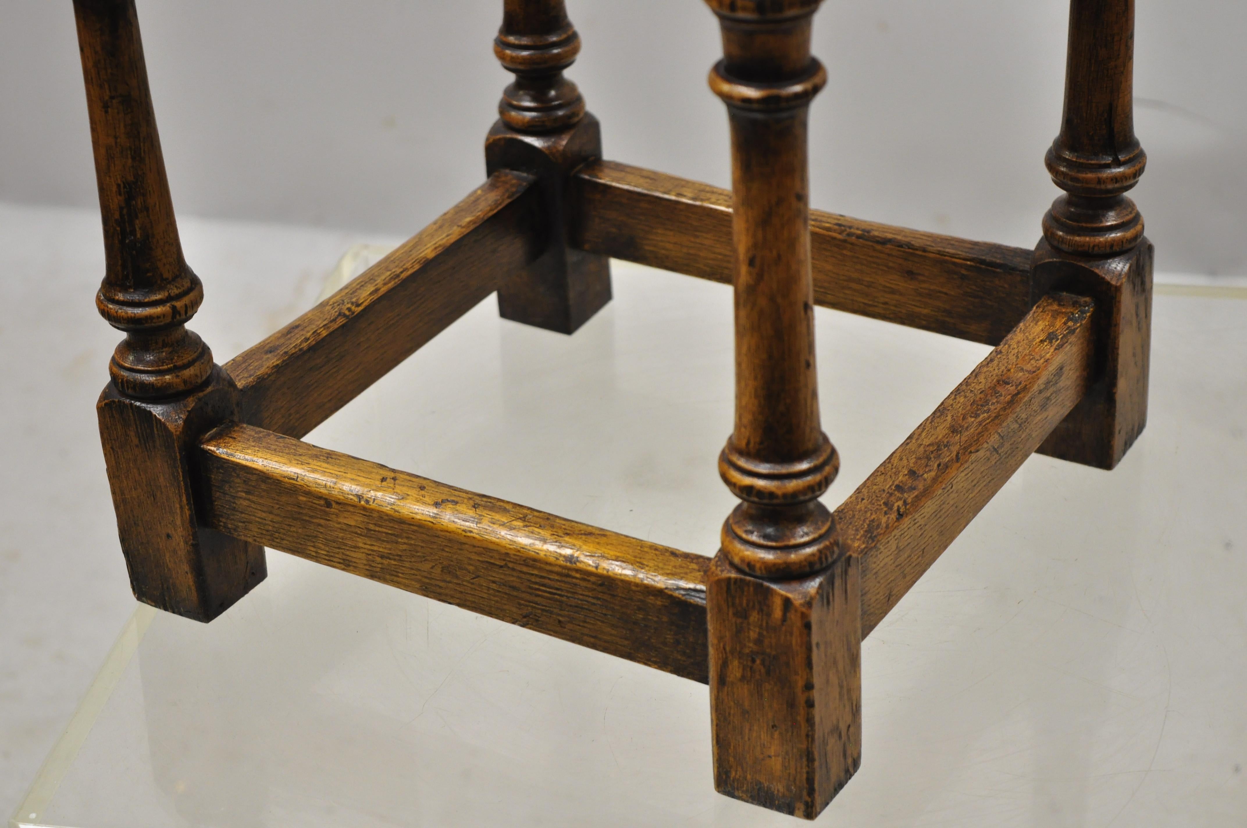 English Jacobean Oak Wood Small Accent Side Table with 4 Pullout Surfaces In Good Condition In Philadelphia, PA