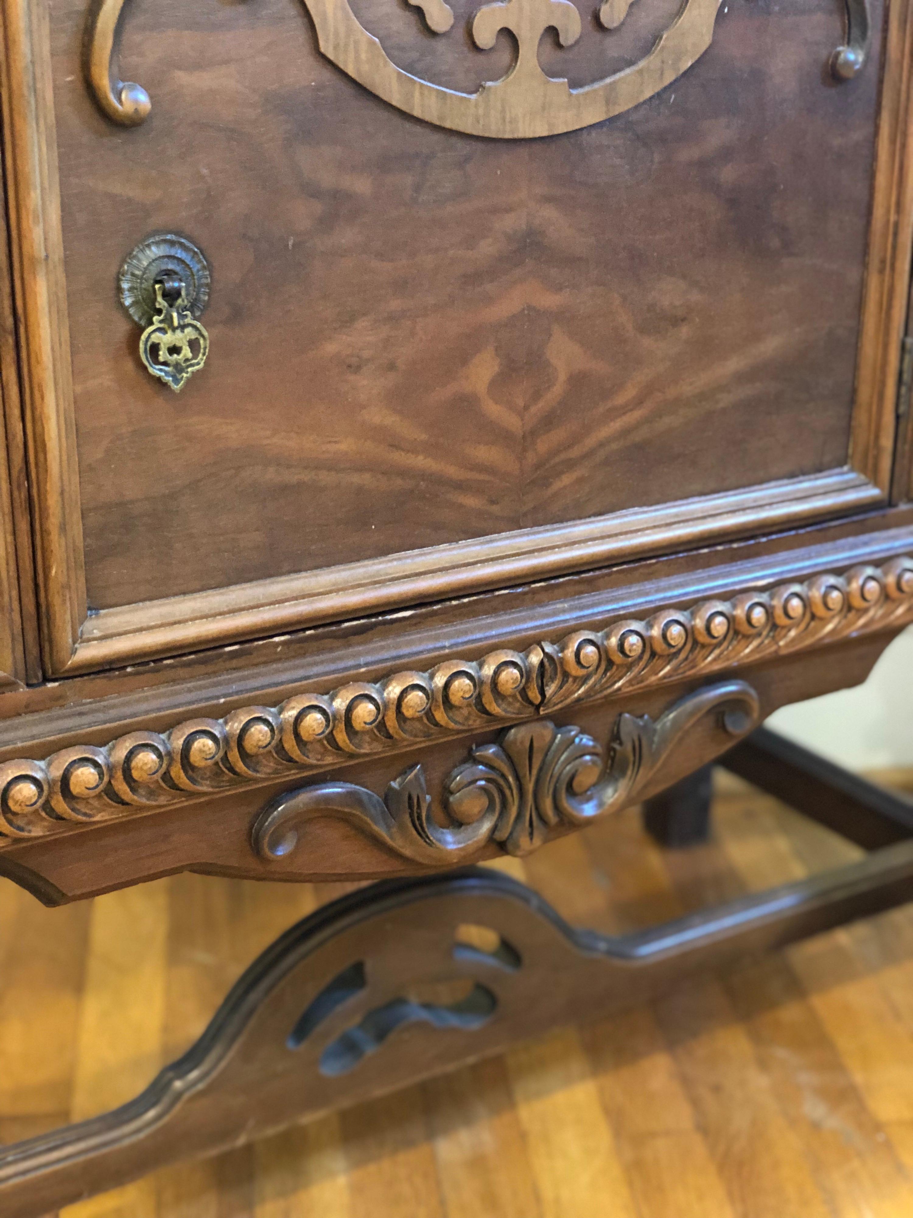 Antique English Jacobean Revival Server/Buffet/Sideboard In Good Condition In Los Angeles, CA