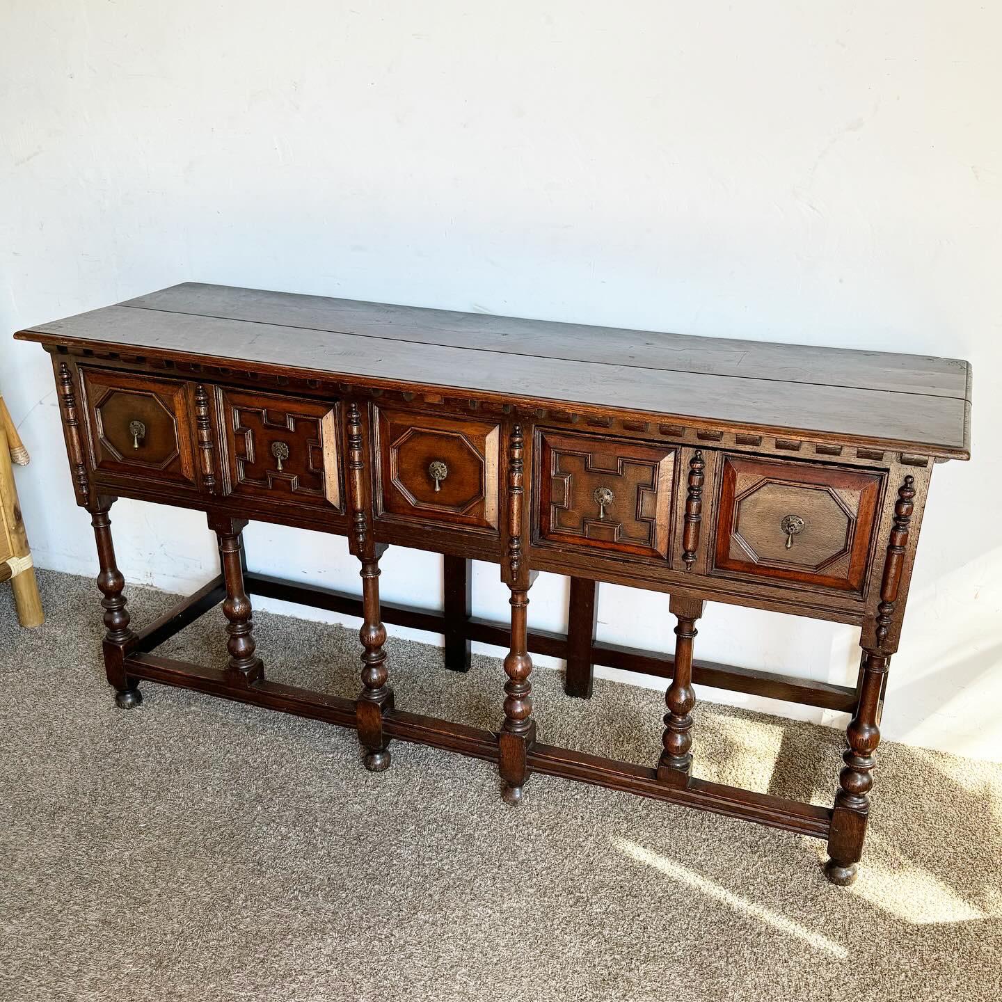 Antique English Jacobean Style Wooden Credenza/Sideboard In Good Condition For Sale In Delray Beach, FL