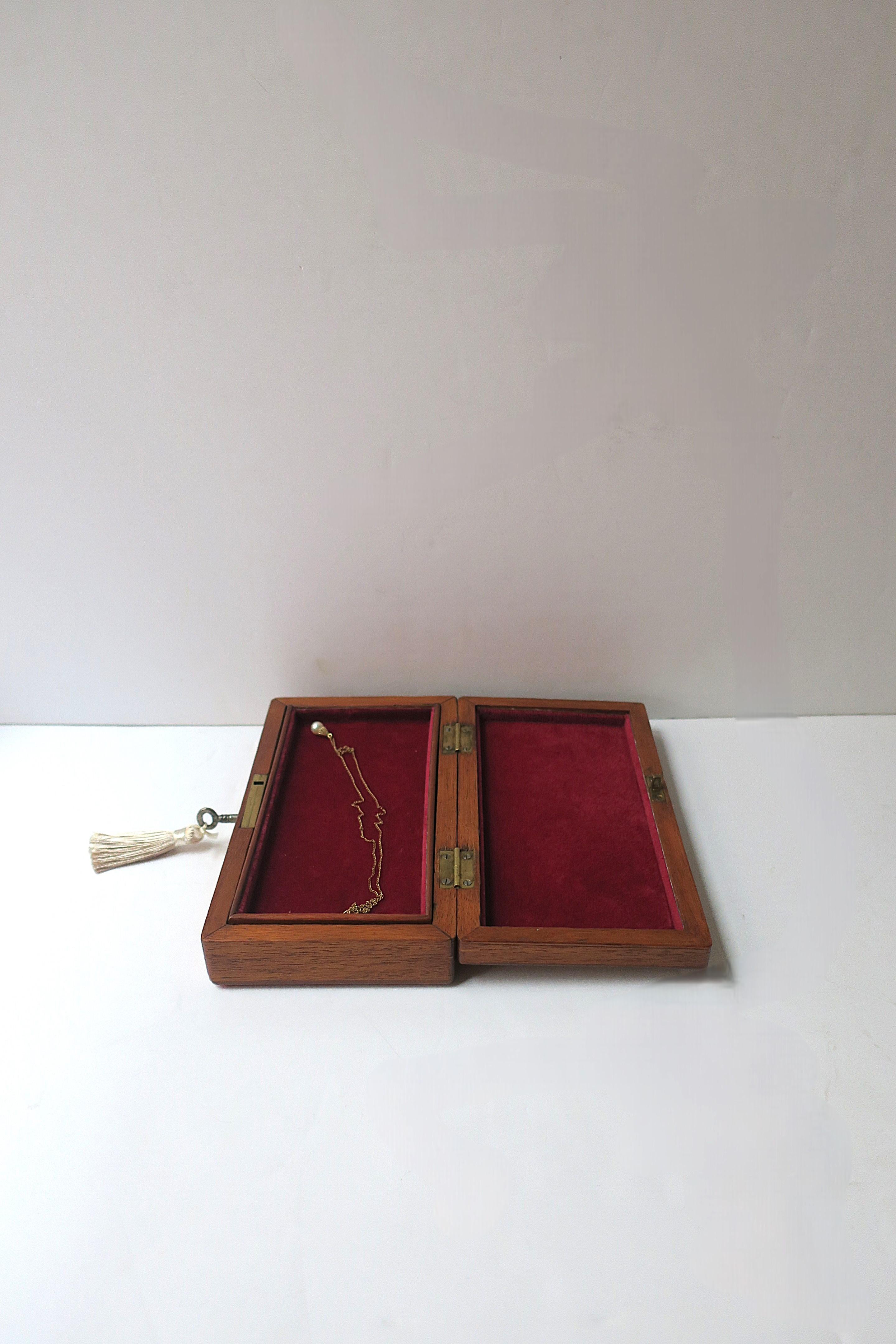English Jewelry Box 2