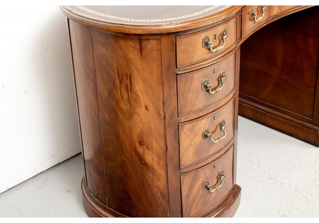 Antique English Kidney Form Leather Top Desk In Distressed Condition For Sale In Bridgeport, CT