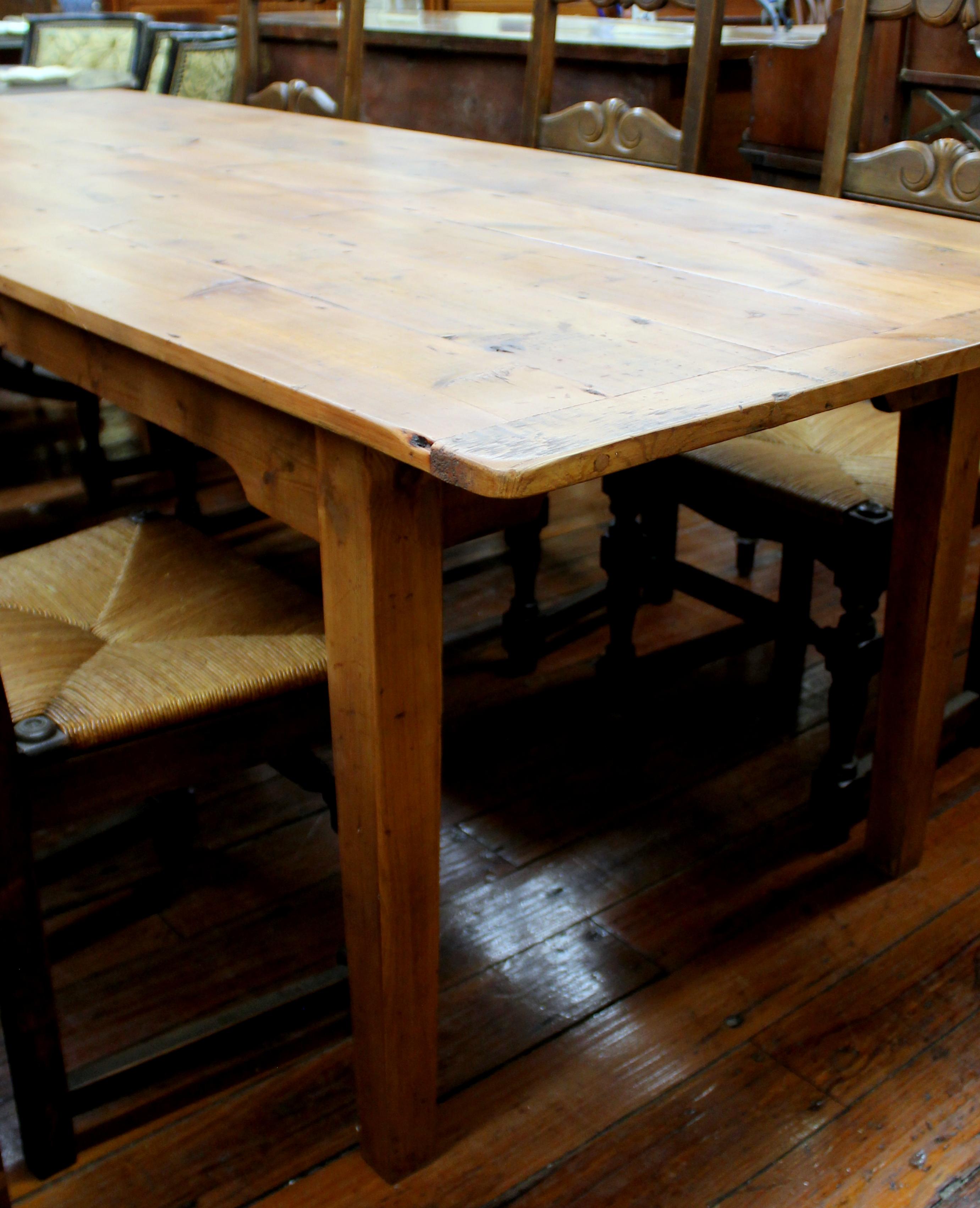 Country Antique English Knotty Pine Farm House Table with 