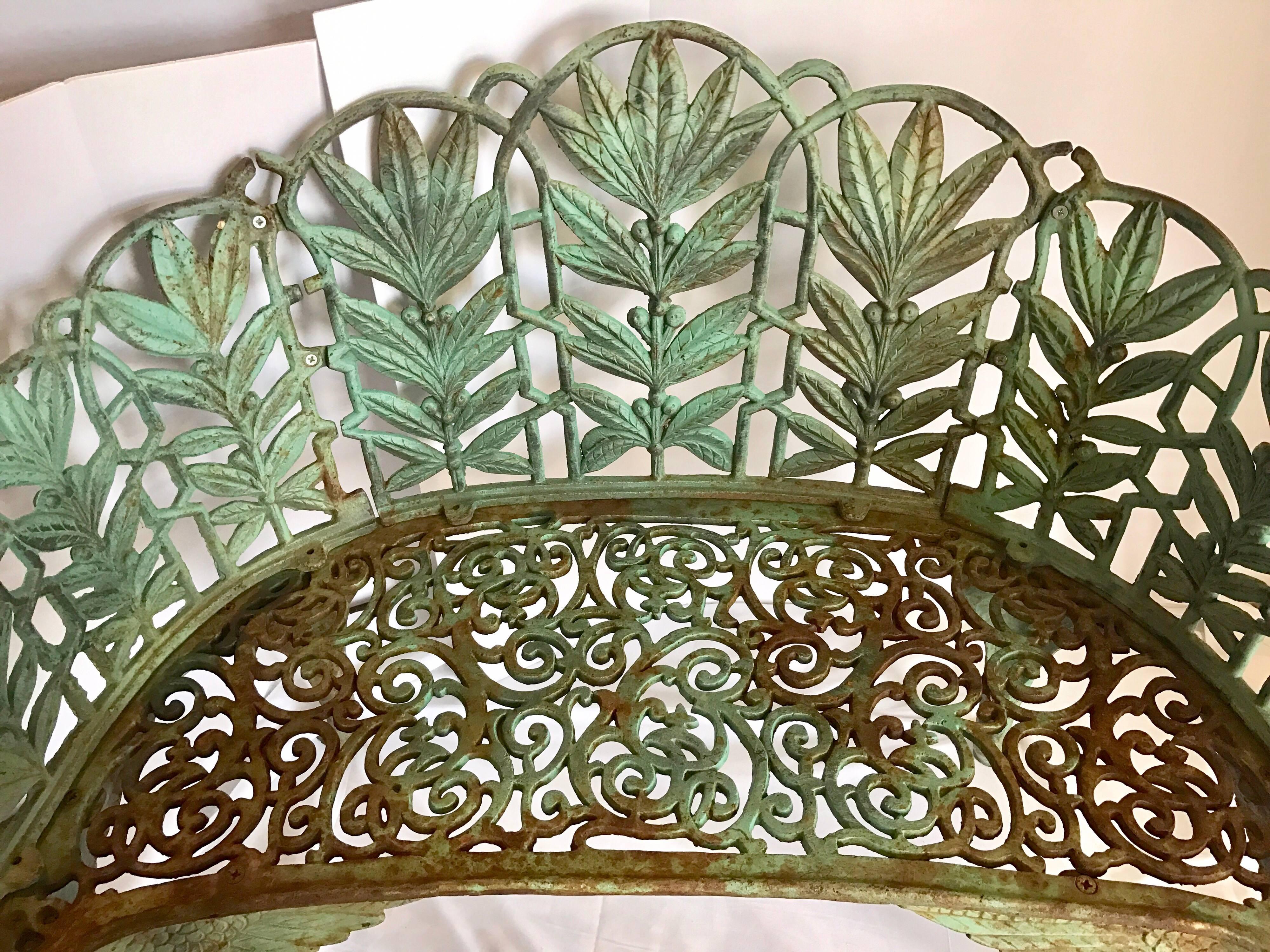 Antique English Late 19th Century Green Cast Iron Laurel Leaves Garden Bench 6