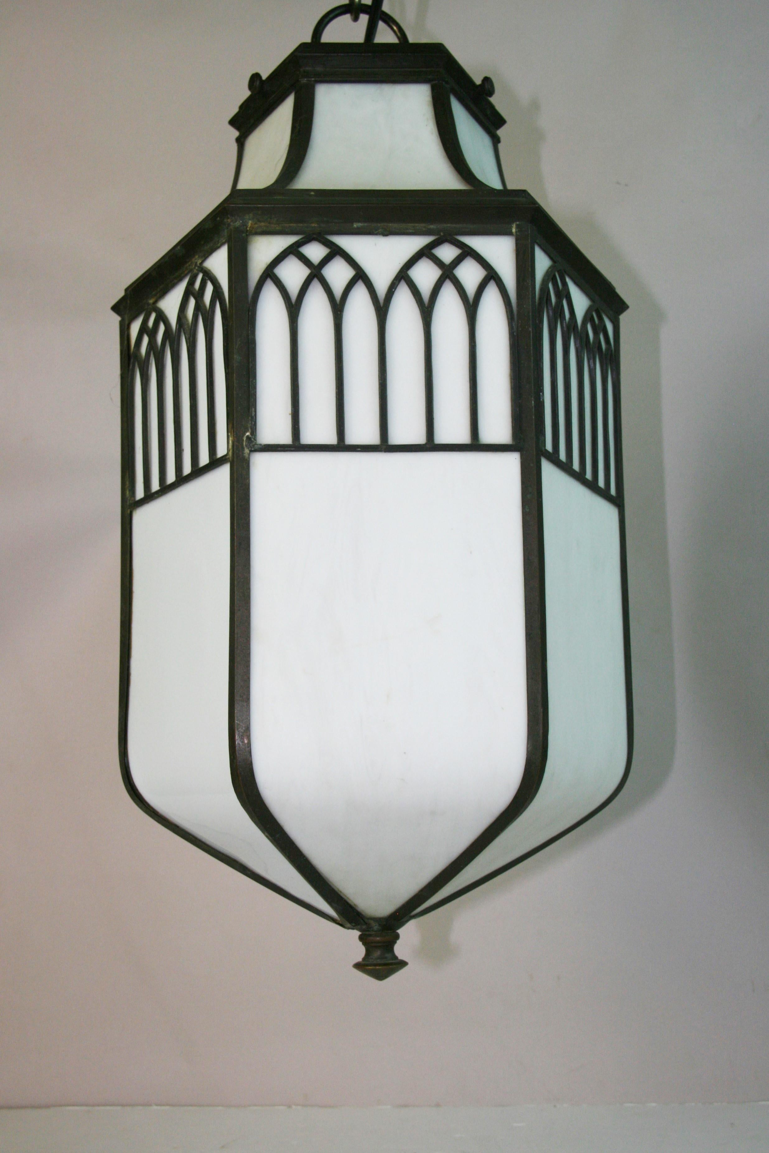 Plomada inglesa antigua  Colgante de cristal curvado sobredimensionado Bronce en venta