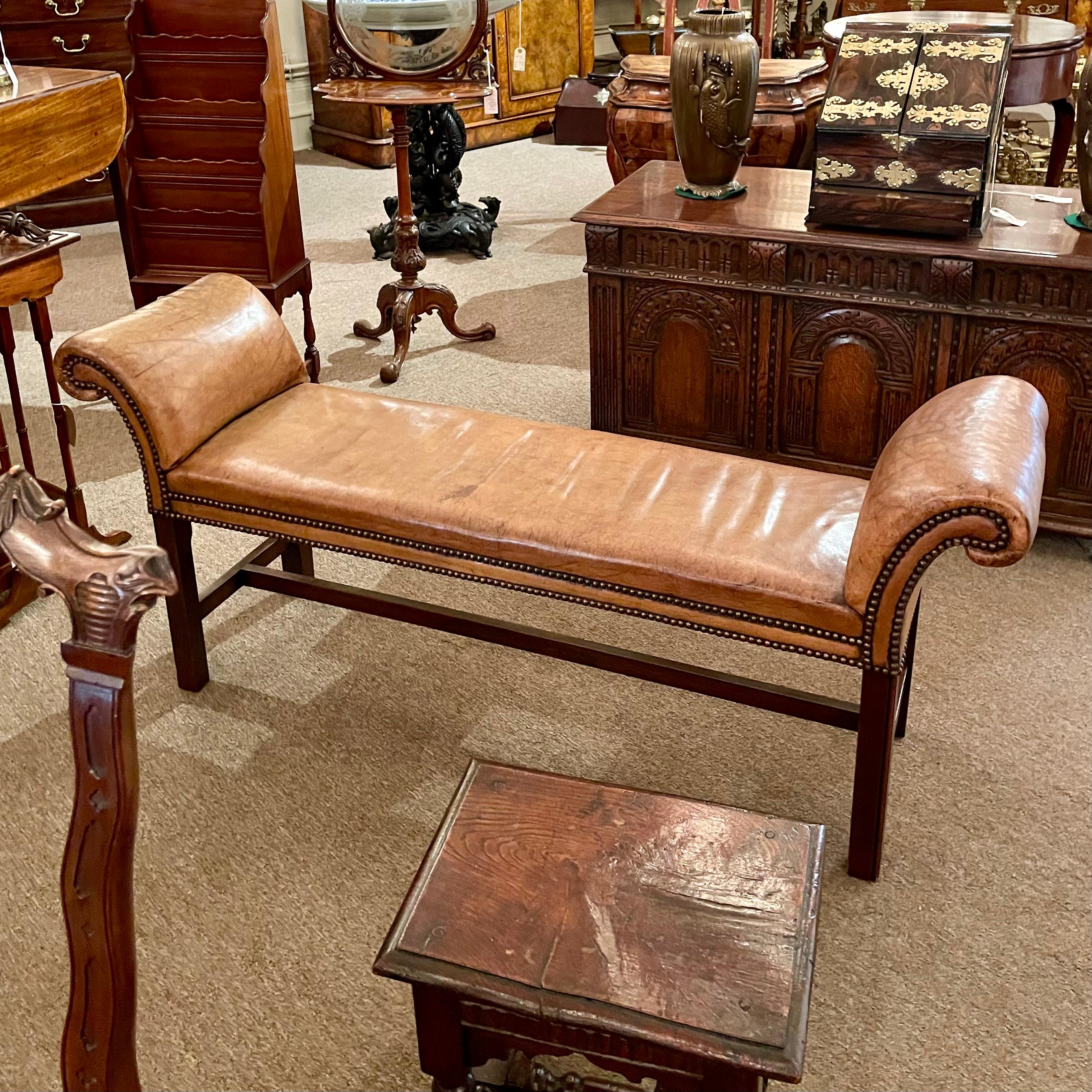 Antica panca inglese in pelle con pelle nuova, circa 1890. in vendita 5