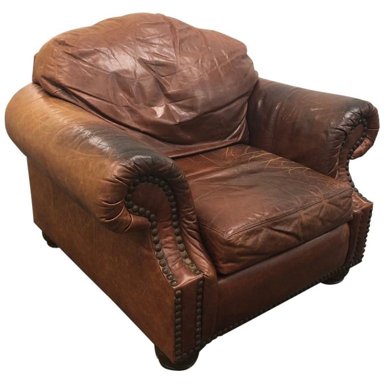 Antique English Leather Club Chair For Sale at 1stdibs
