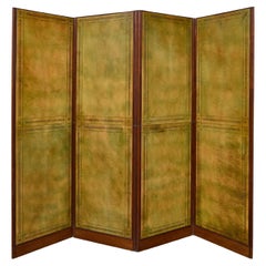 Separador inglés antiguo de cuatro paneles de cuero, biombo decorativo de principios de 1900