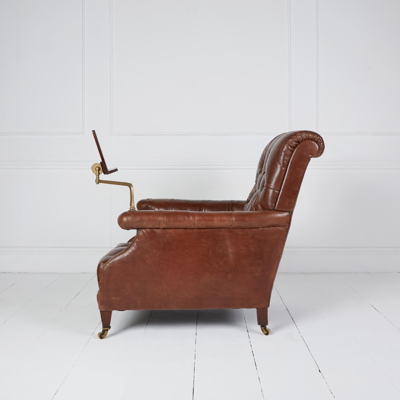 Antiker englischer Bibliothekssessel aus Leder (19. Jahrhundert) im Angebot