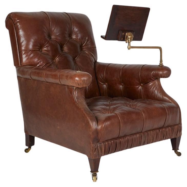 Antiker englischer Bibliothekssessel aus Leder im Angebot