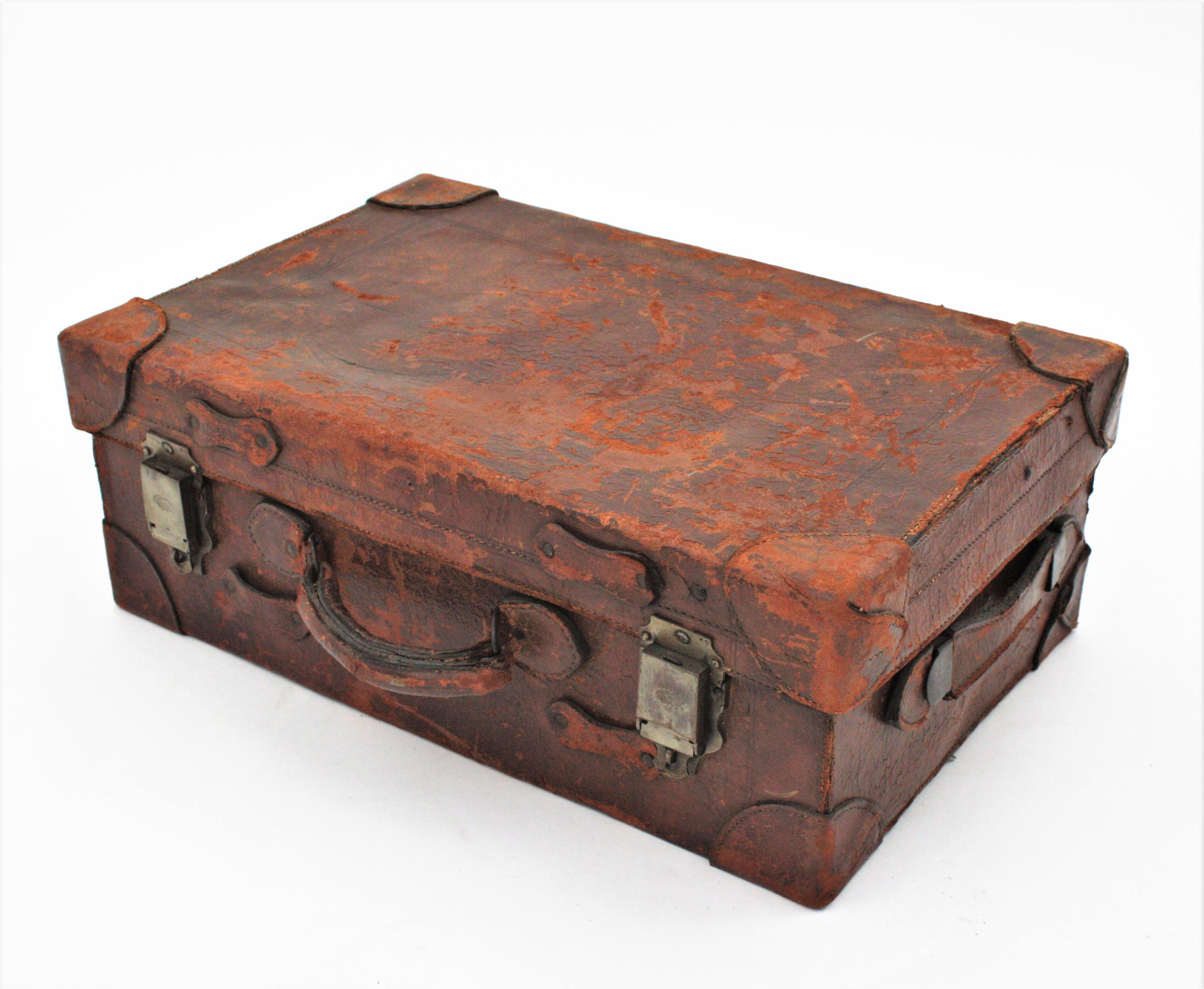 Antique English Leather Suitcase For Sale 2