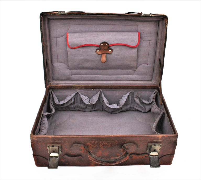 Antique English Leather Suitcase For Sale at 1stDibs