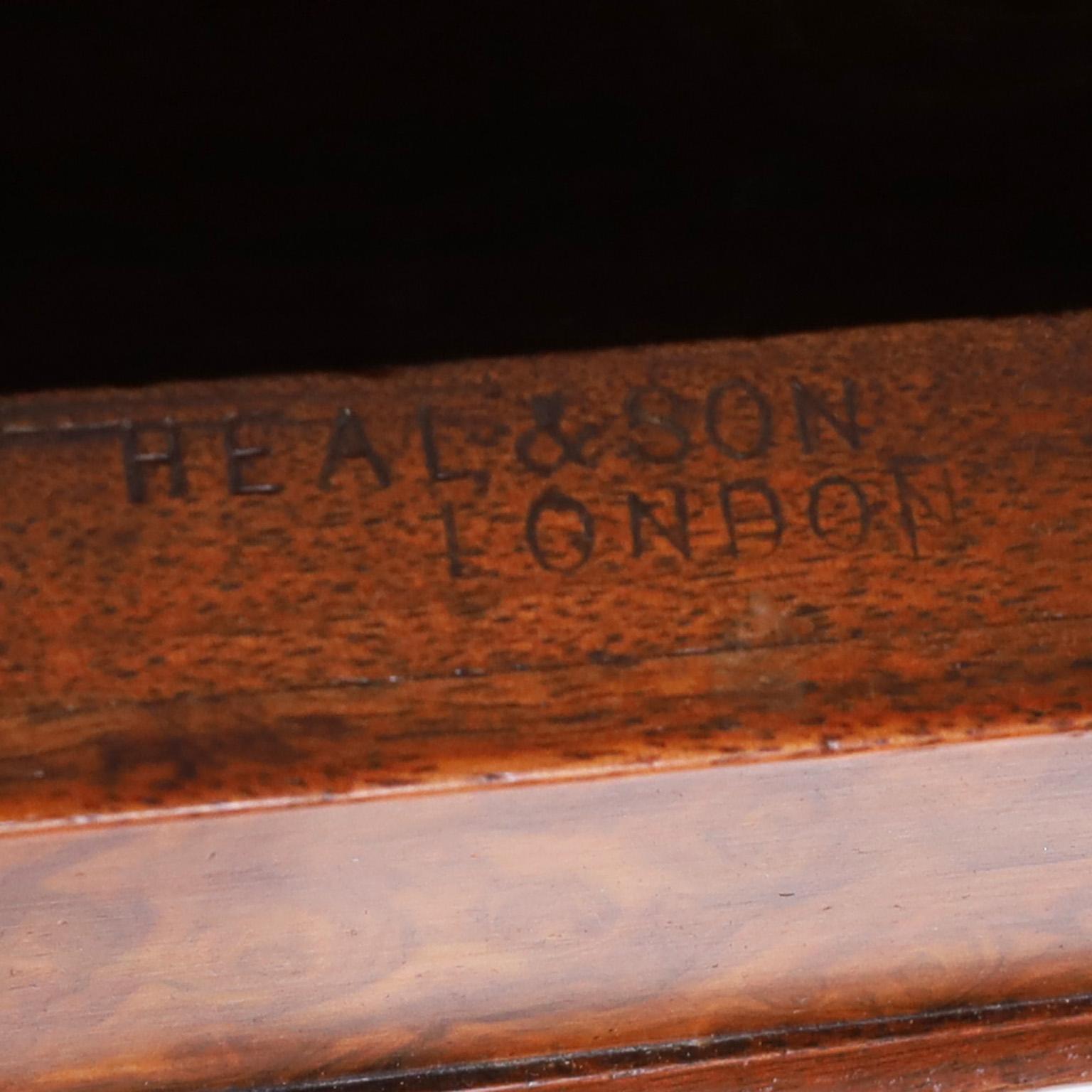 XIX secolo Antica scrivania inglese con piano in pelle in vendita
