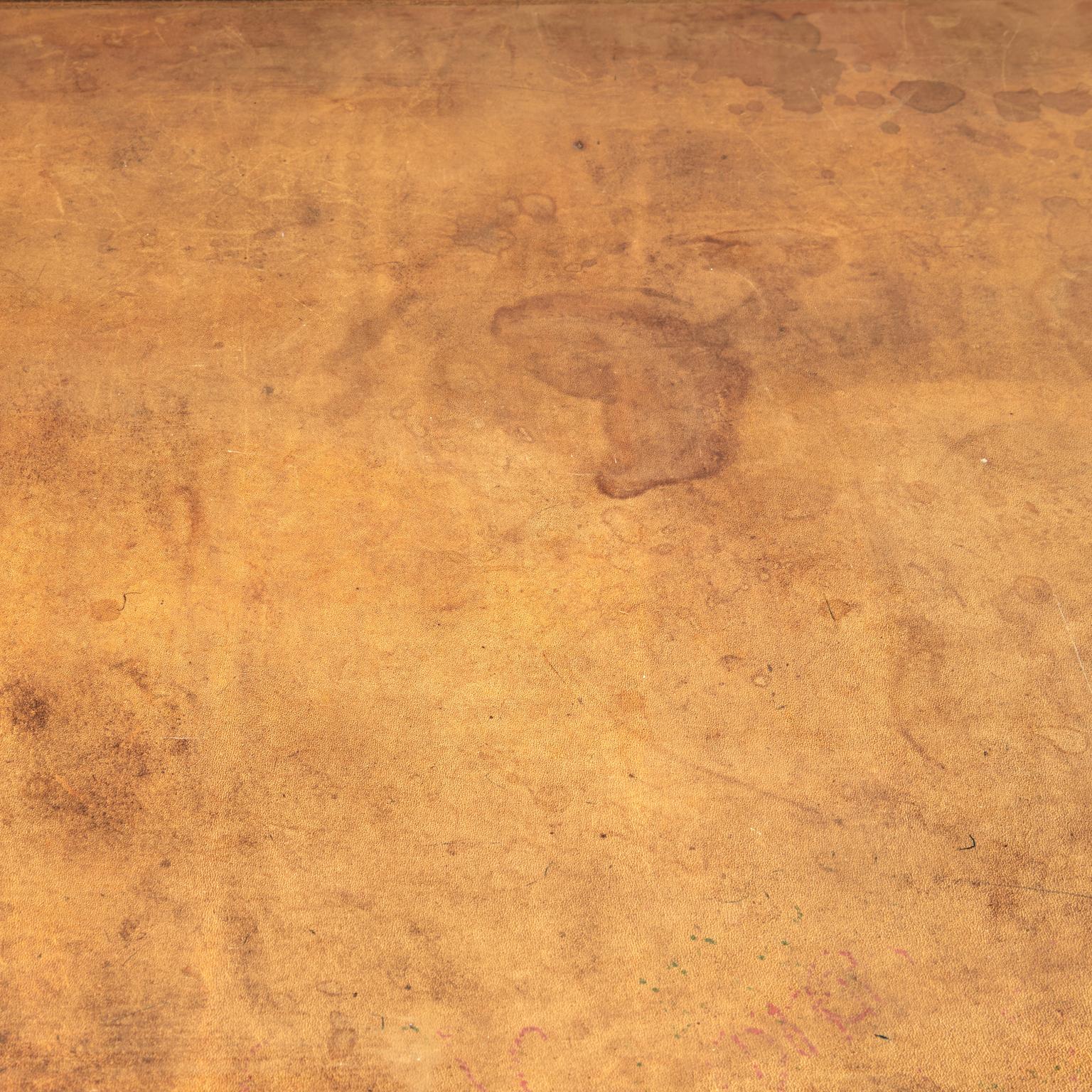 Antique English Leather Top Desk or Writing Table in vendita 3