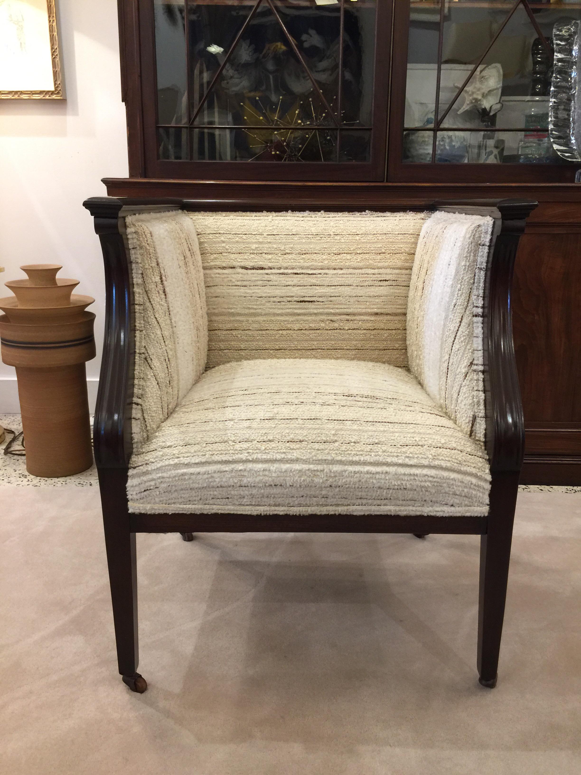 Antique English Library Armchair In Good Condition For Sale In East Hampton, NY