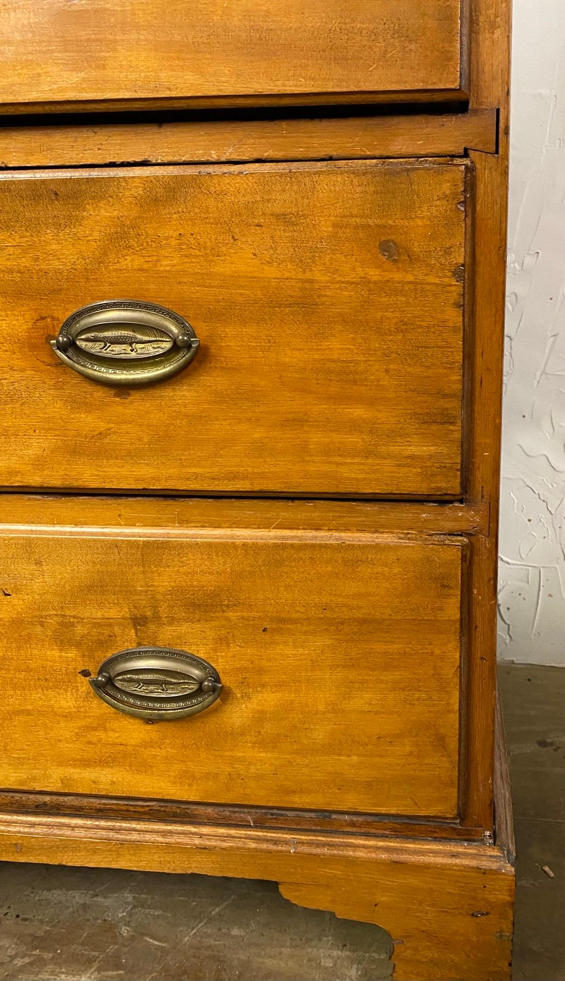 Hand-Crafted Antique English Lift Top Chest of Drawers For Sale