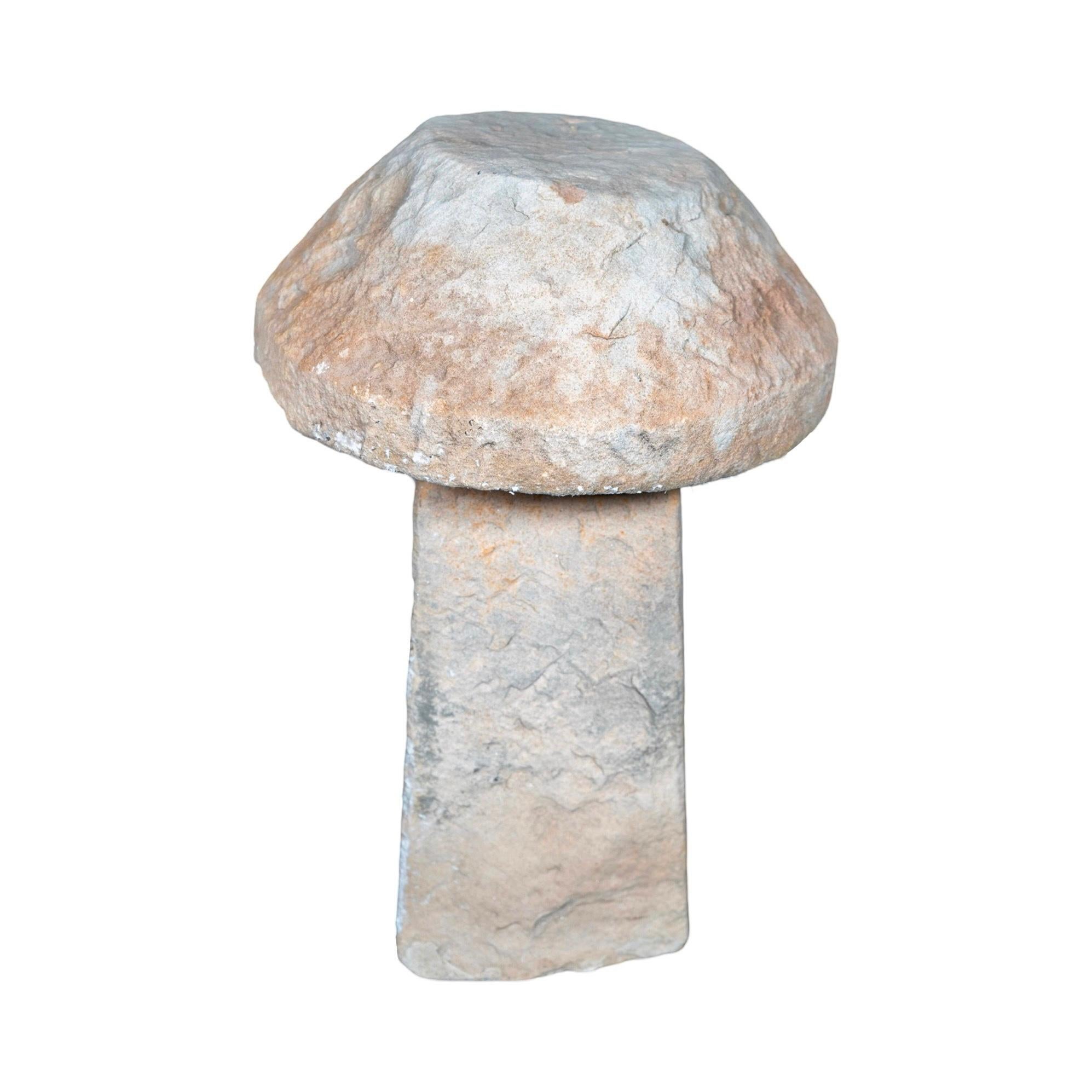 Antique English Limestone Staddle Stone In Good Condition For Sale In Dallas, TX