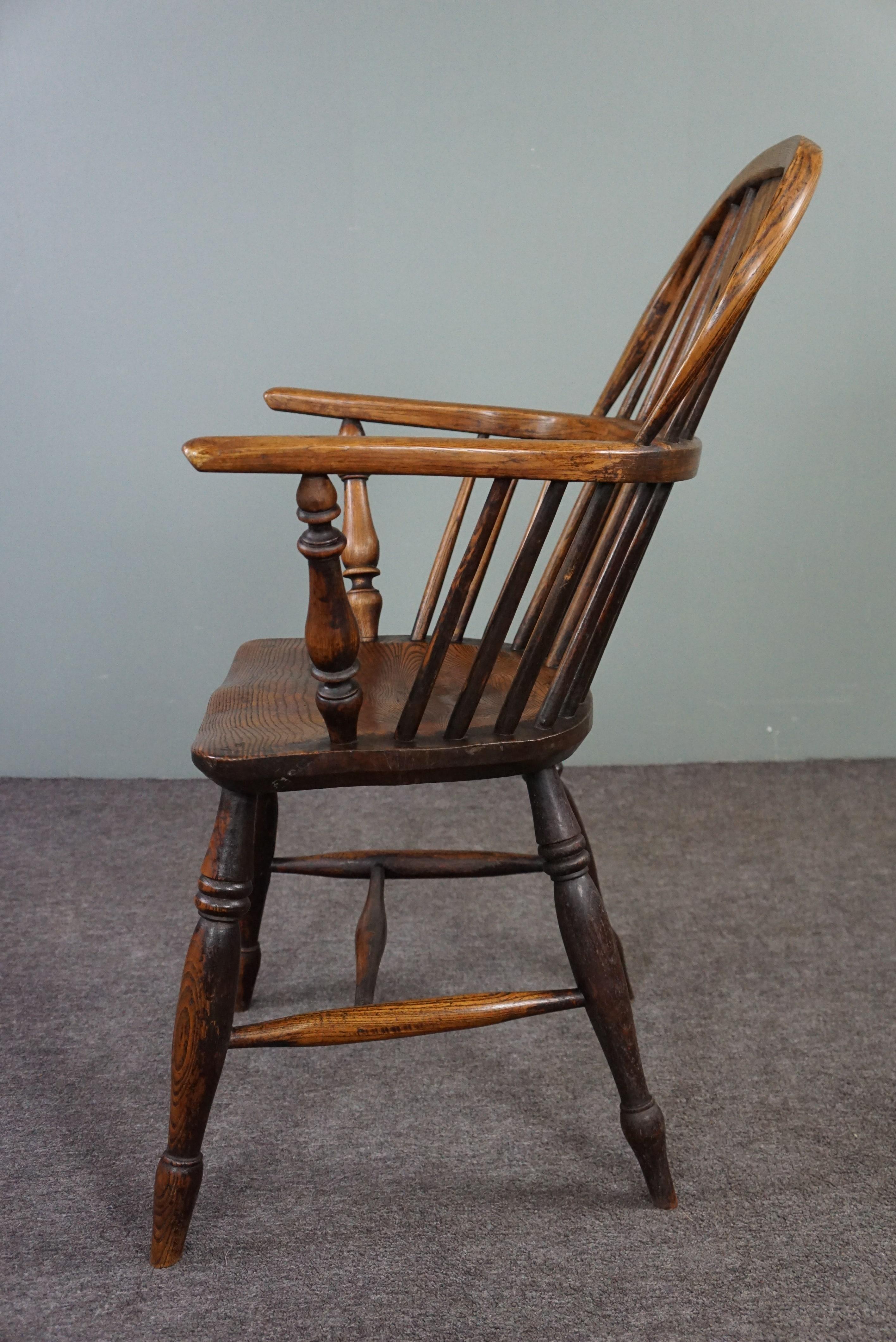 Antiker englischer Windsor-Sessel/Sessel mit niedriger Rückenlehne, 18. Jahrhundert (18. Jahrhundert und früher) im Angebot