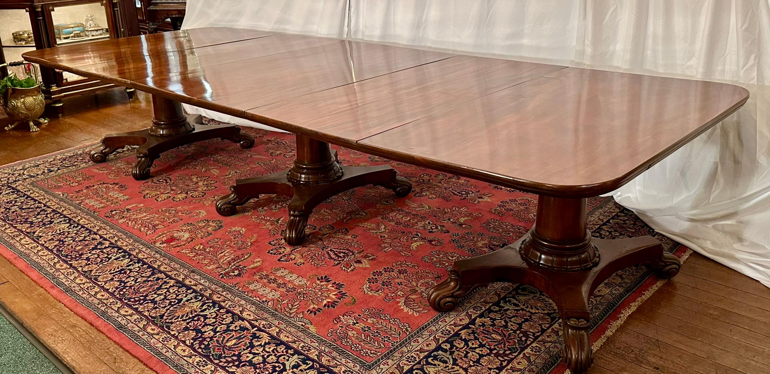 Antique English Mahogany 3 Pedestal Table, Circa 1890's. For Sale 3