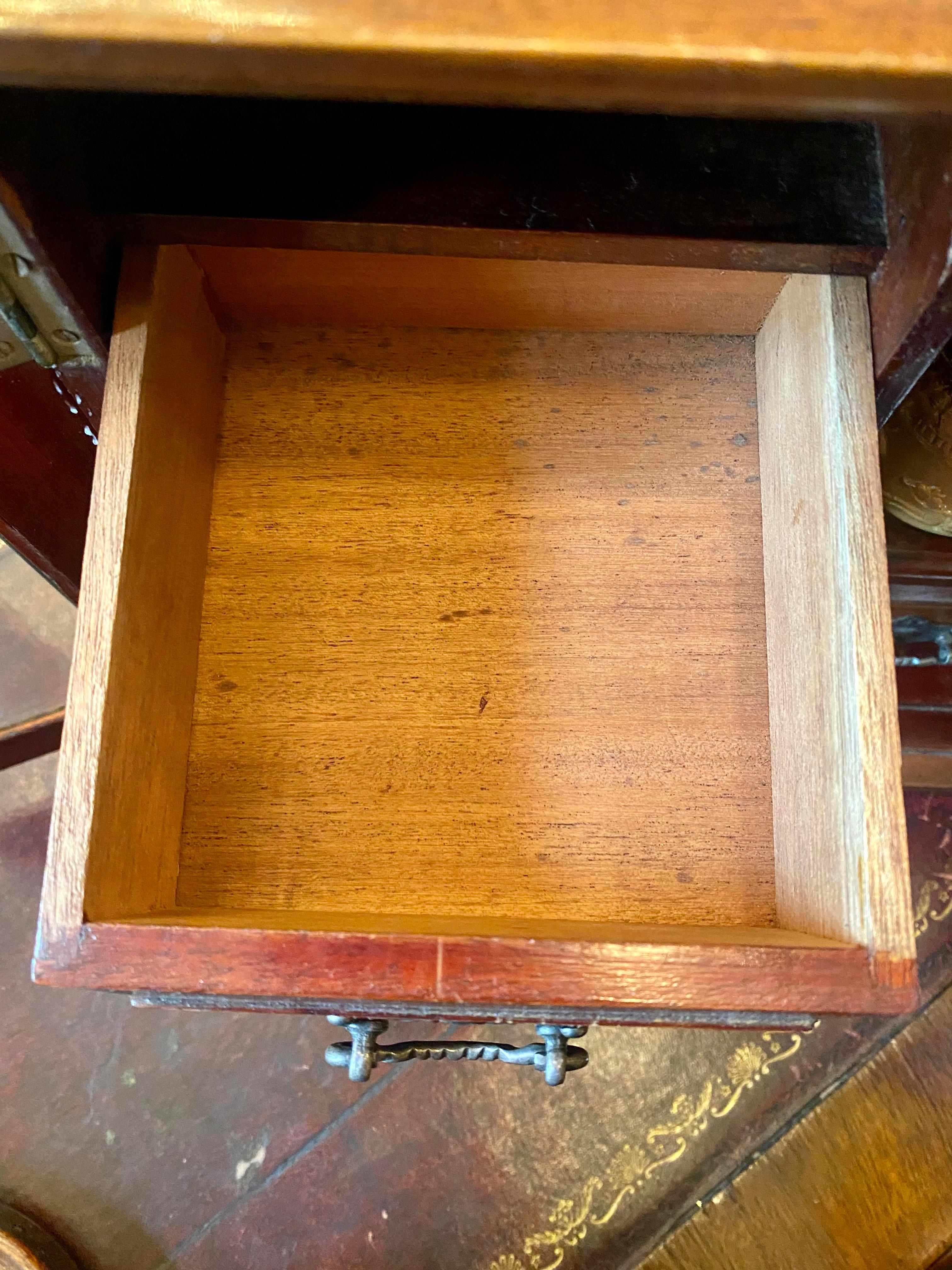 Antique English Mahogany and Beveled Glass Gentleman's Smoking Box, Circa 1900 7