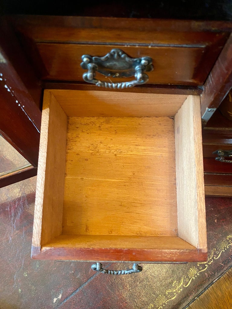 Antique English Mahogany and Beveled Glass Gentleman's Smoking Box, Circa 1900 For Sale 8