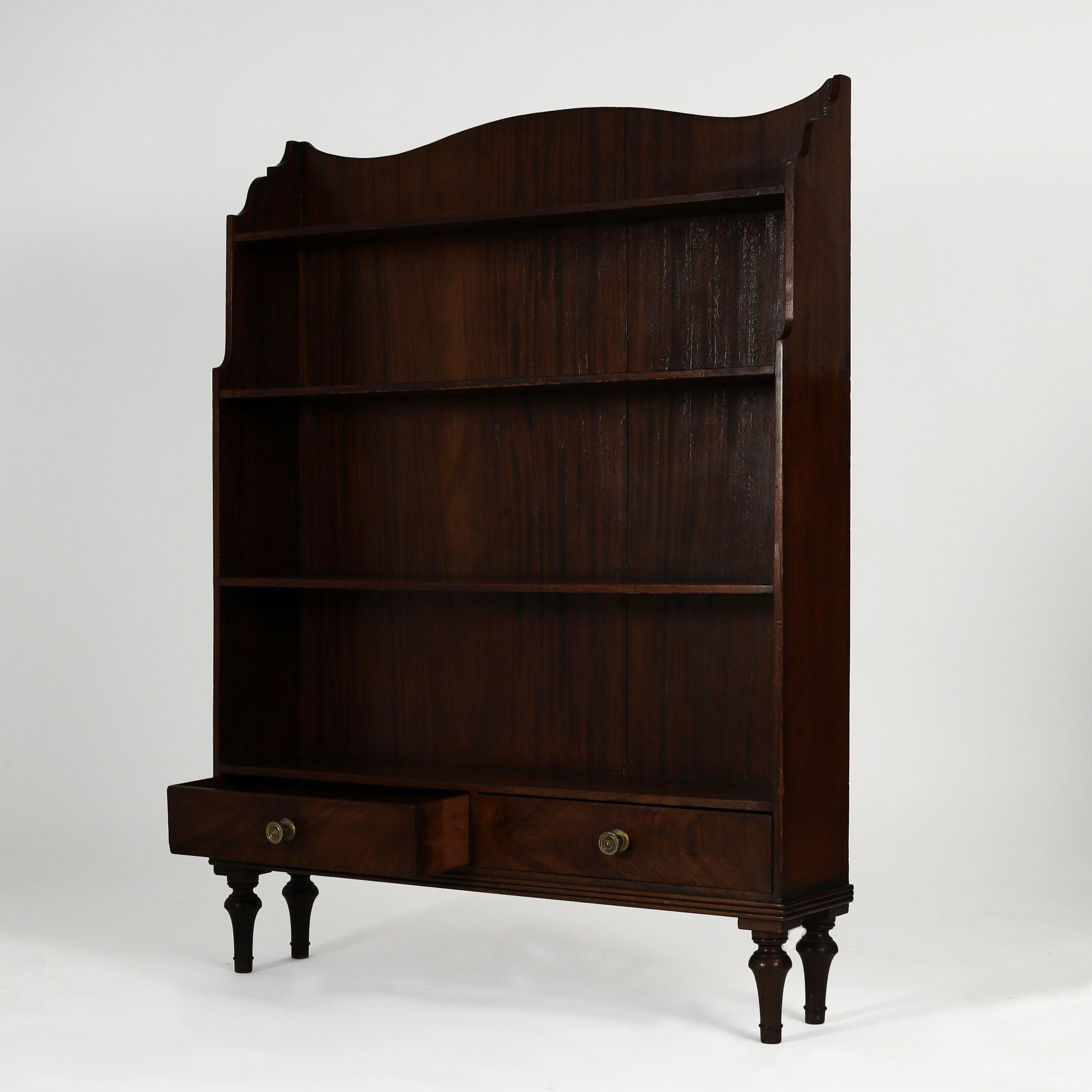 William IV Bibliothèque ou étagère anglaise ancienne en acajou en vente
