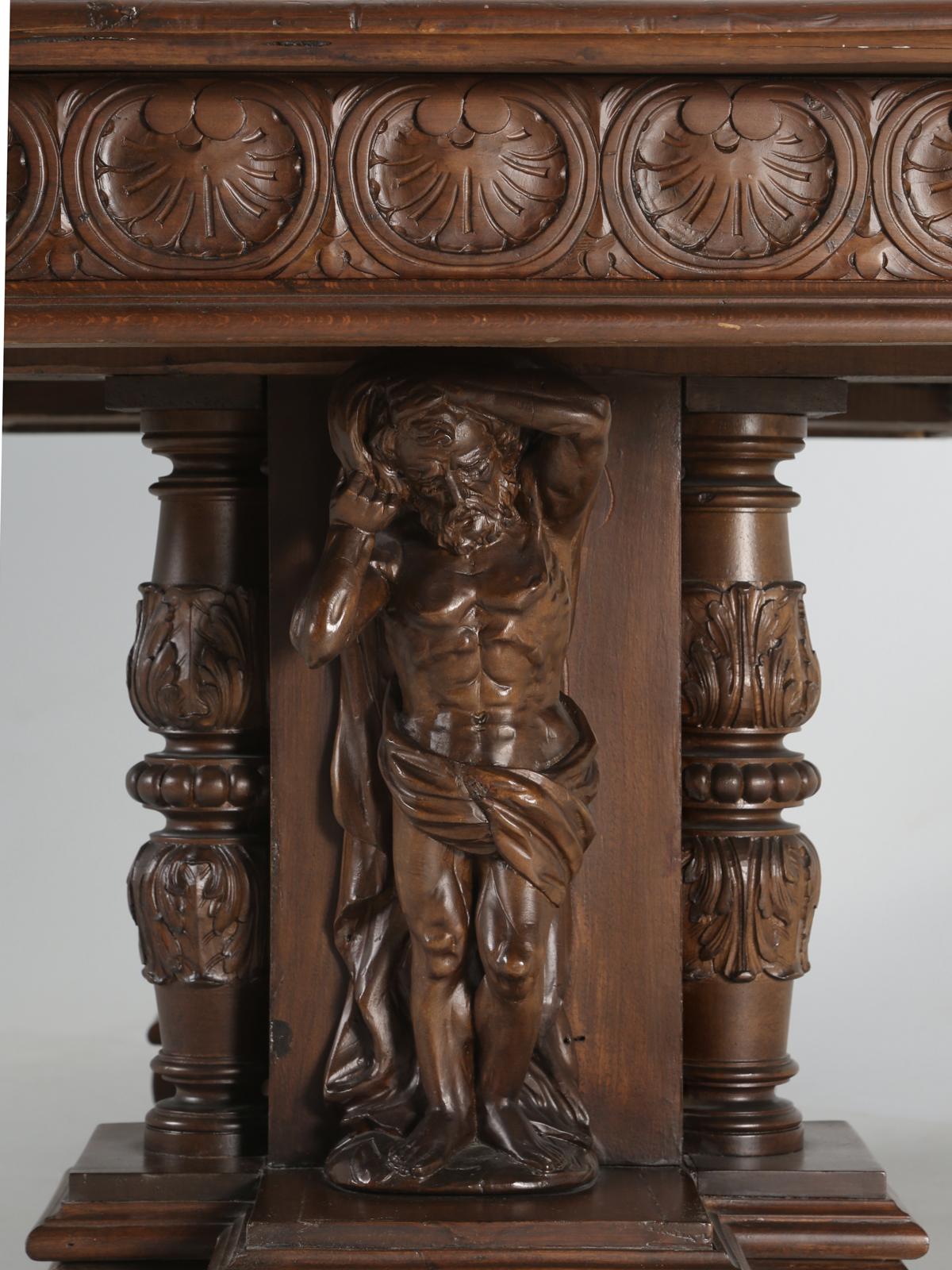 Antique English Mahogany Carved Library Table with Lopers for Expanding Surface For Sale 3