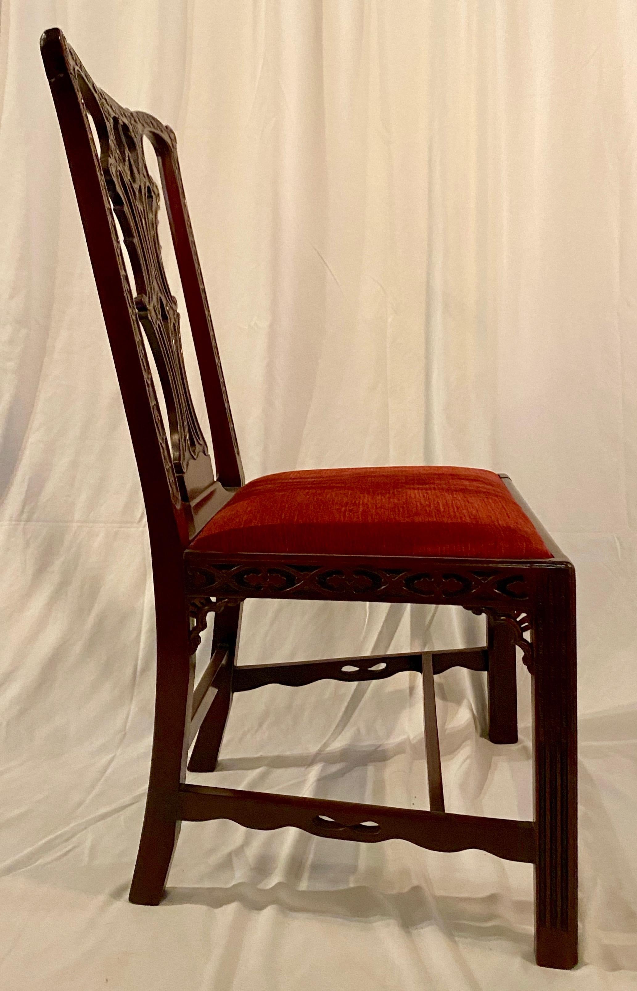 Antique English Mahogany Chair Fretwork Design Chippendale, circa 1870-1880 In Good Condition For Sale In New Orleans, LA
