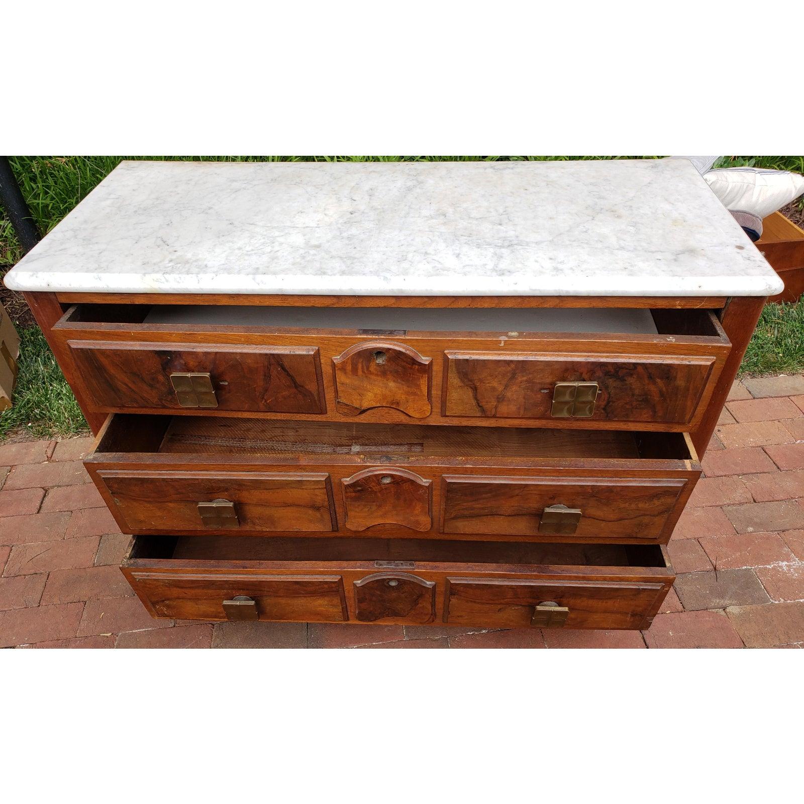 Woodwork Antique English Mahogany Chest of Drawers With Marble Top