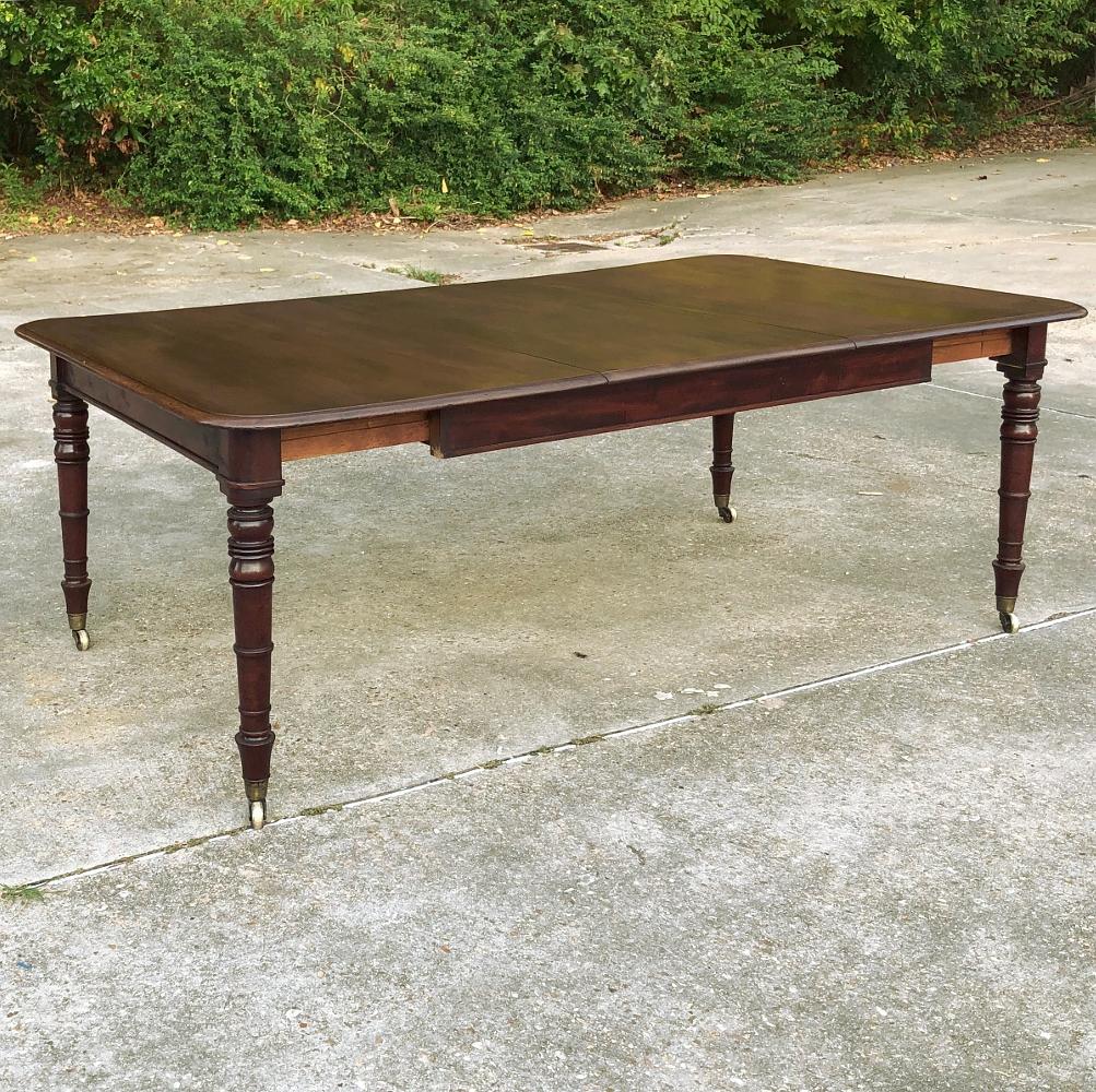 Edwardian Antique English Mahogany Dining Table with Leaf